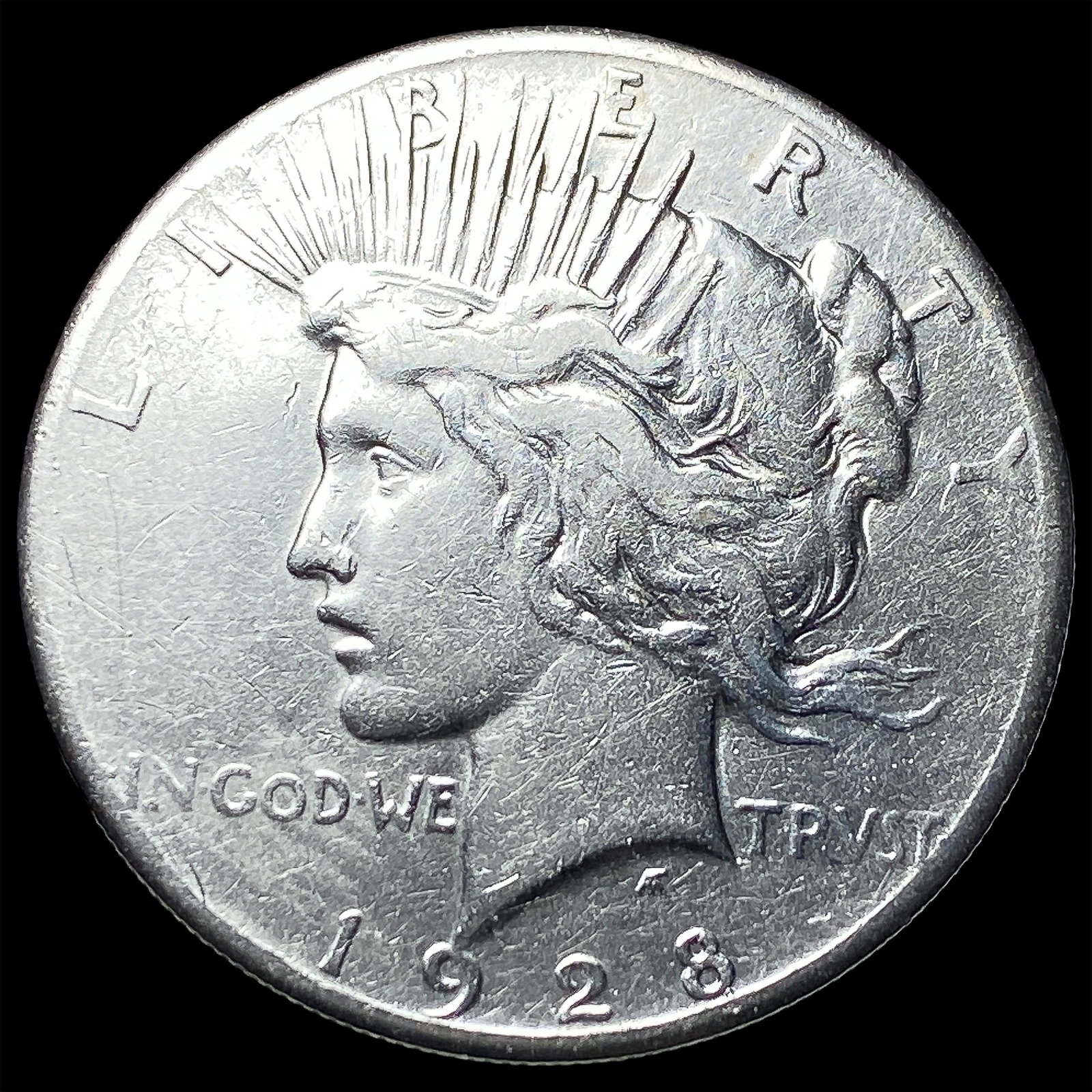 1928 Silver Peace Dollar ABOUT UNCIRCULATED (1 of 2)