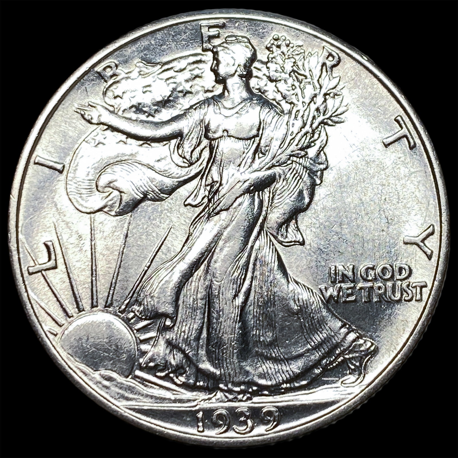 1939 Silver Walking Liberty Half Dollar UNCIRCULATED (1 of 2)