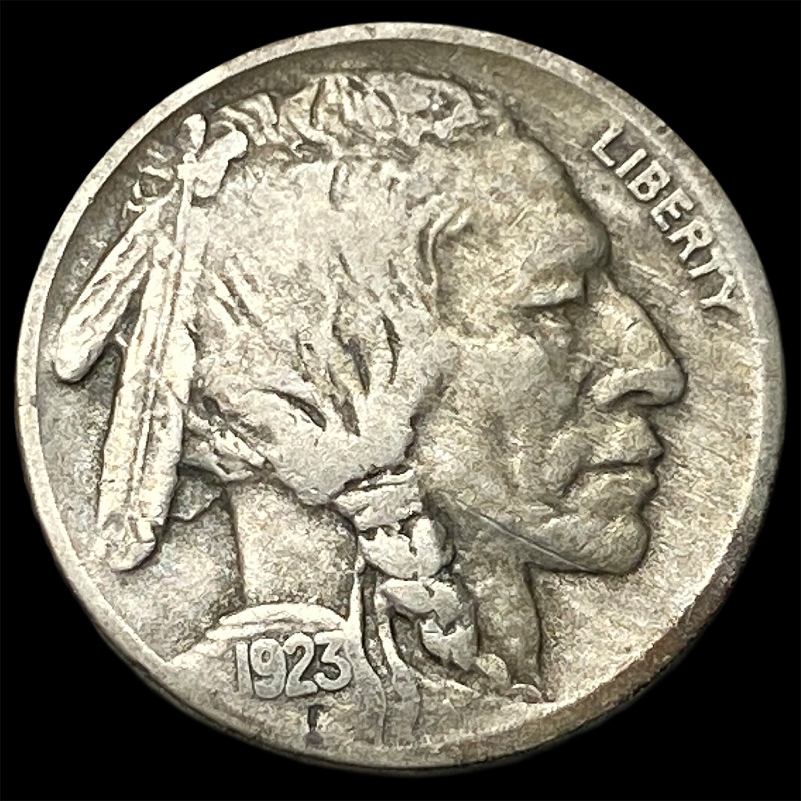 1923-S Buffalo Nickel NEARLY UNCIRCULATED (1 of 2)