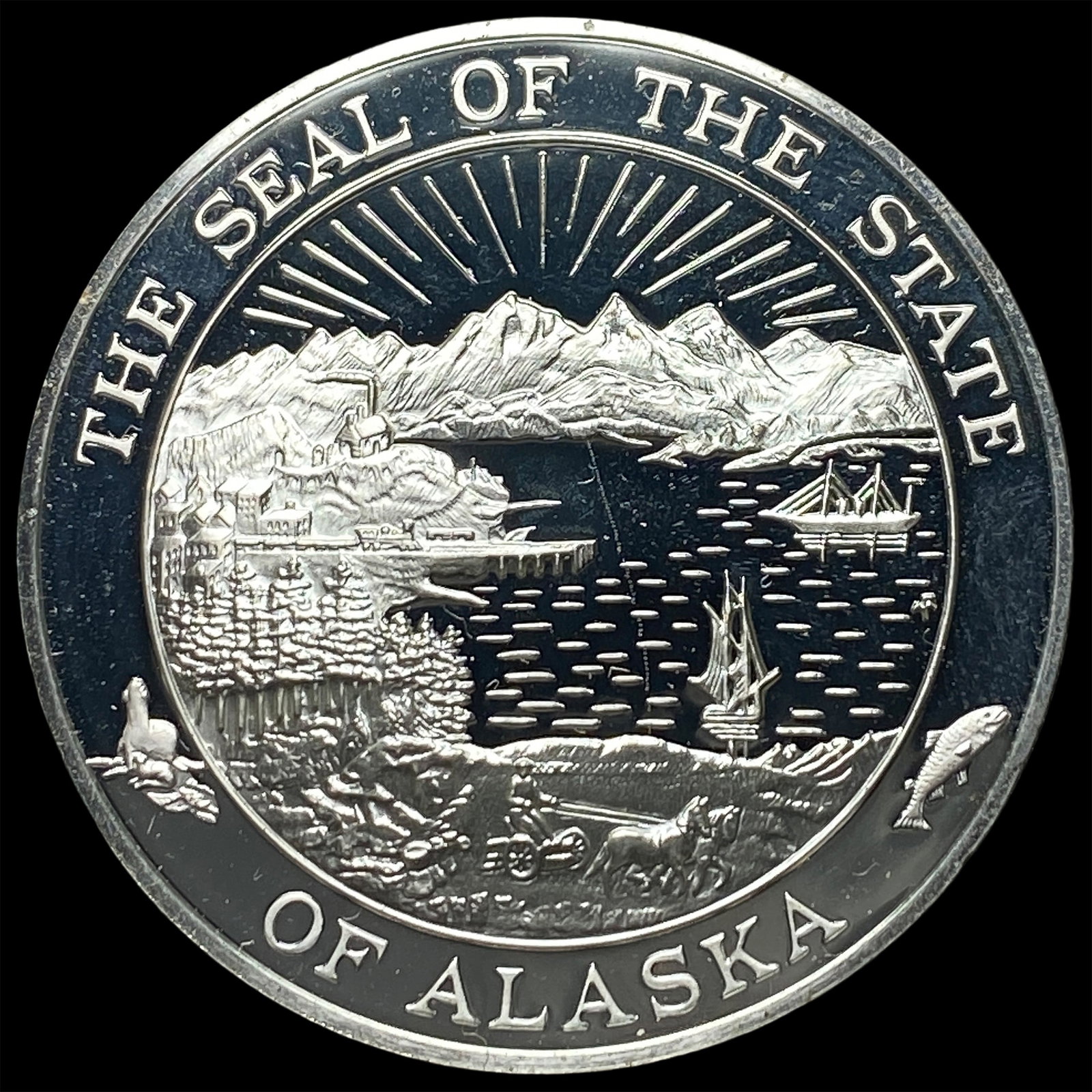 1976 State of Alaska Sterling Silver Medal CLOSELY UNCIRCULATED (1 of 2)