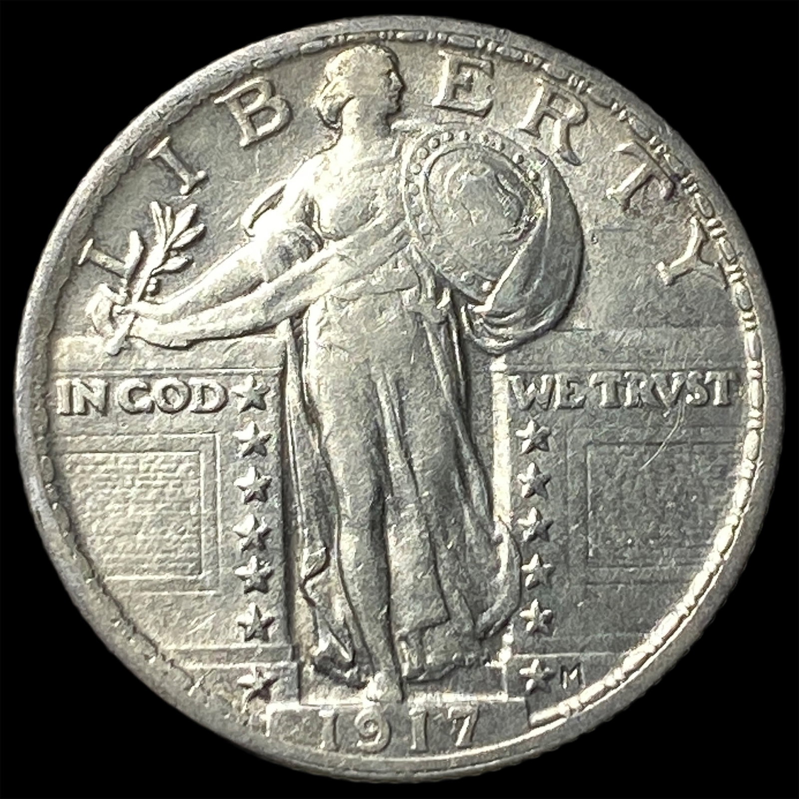 1917 Type 2 Standing Liberty Quarter CLOSELY UNCIRCULATED (1 of 2)