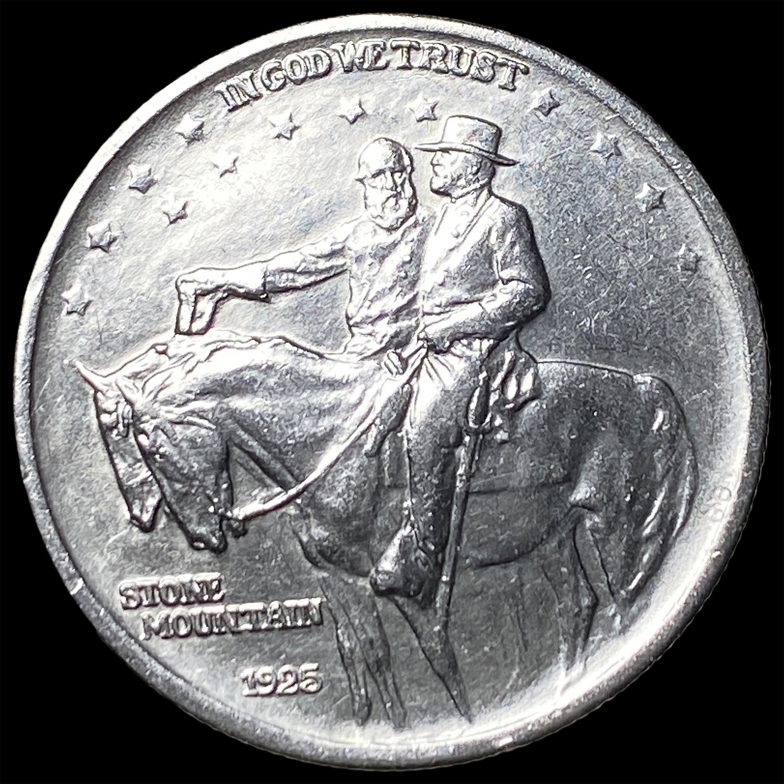 1925 Stone Mountain Silver Half Dollar CLOSELY UNCIRCULATED (1 of 2)