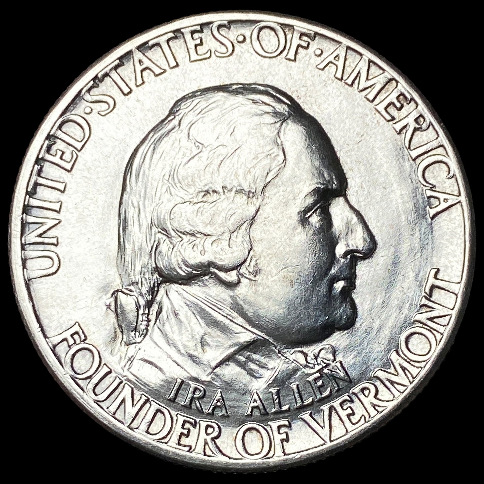 1927 Silver Vermont Half Dollar CLOSELY UNCIRCULATED: 1927 Silver Vermont Half Dollar CLOSELY UNCIRCULATED