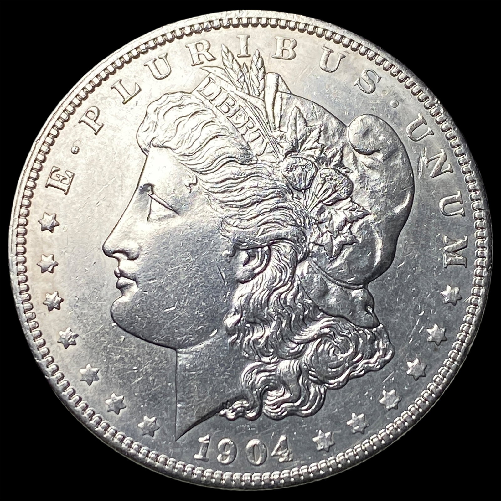 1904 Morgan Silver Dollar CLOSELY UNCIRCULATED: 1904 Morgan Silver Dollar CLOSELY UNCIRCULATED