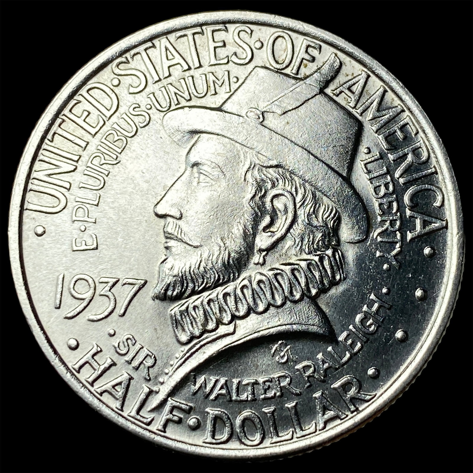 1937 Silver Half Dollar Roanoke Commemorative CHOICE BU (1 of 2)