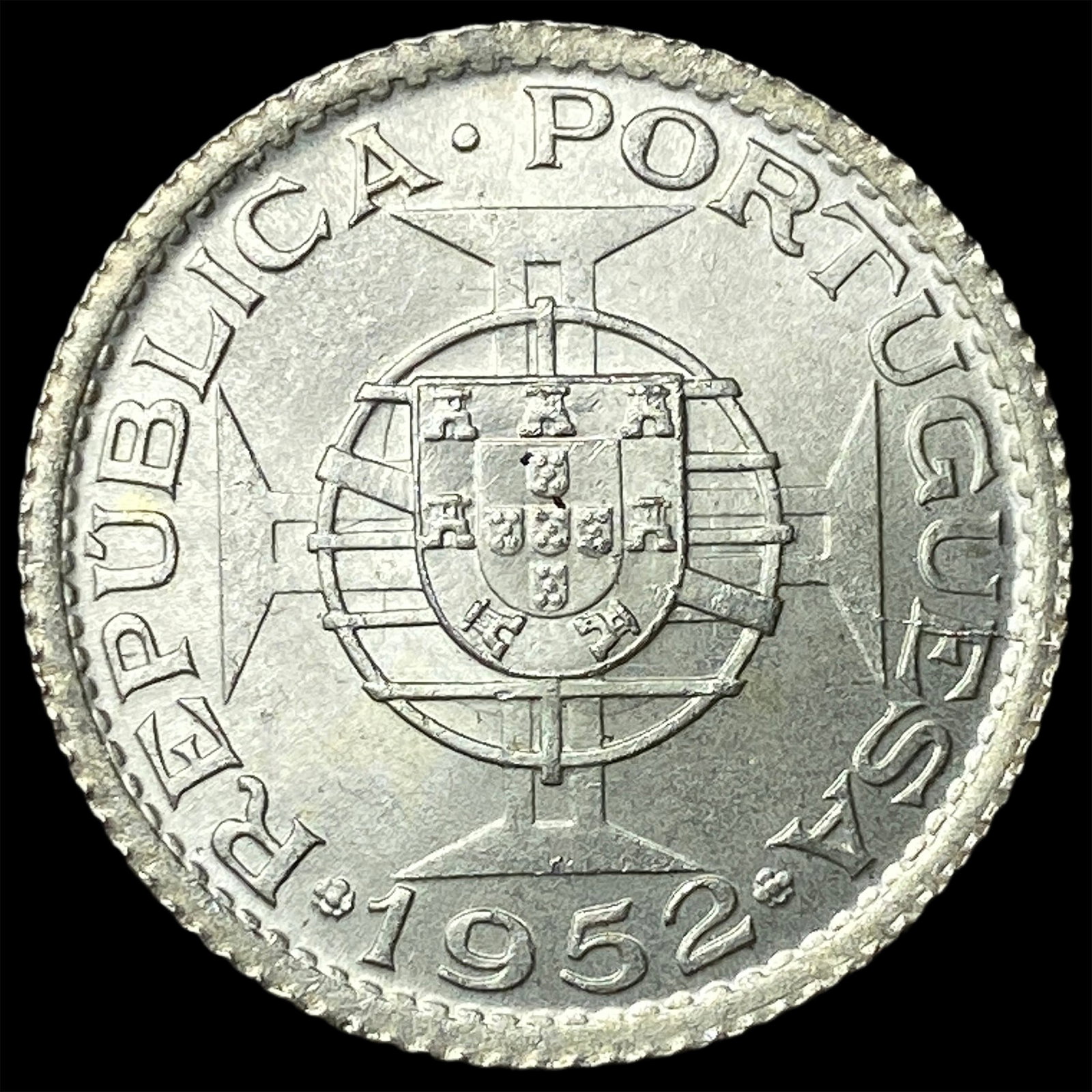 1952 Macau 1 Pataca CHOICE BU (1 of 2)