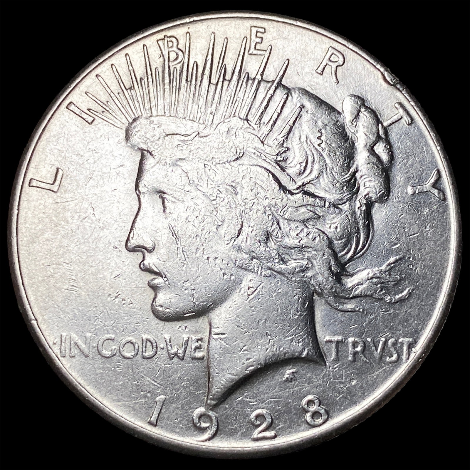 1928-S Silver Peace Dollar NEARLY UNCIRCULATED (1 of 2)