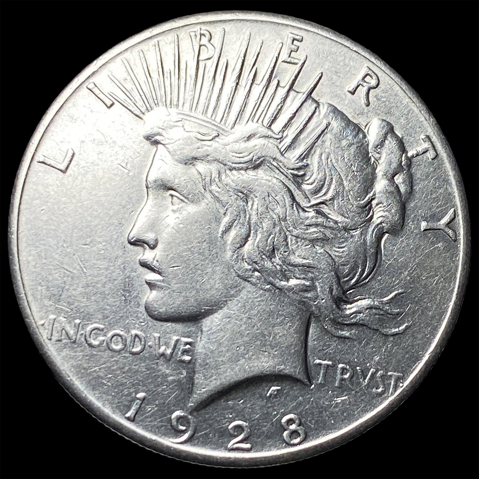 1928 Silver Peace Dollar CLOSELY UNCIRCULATED: 1928 Silver Peace Dollar CLOSELY UNCIRCULATED
