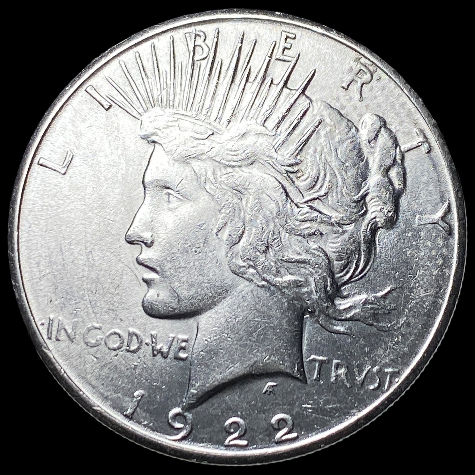 1922 Silver Peace Dollar CLOSELY UNCIRCULATED: 1922 Silver Peace Dollar CLOSELY UNCIRCULATED