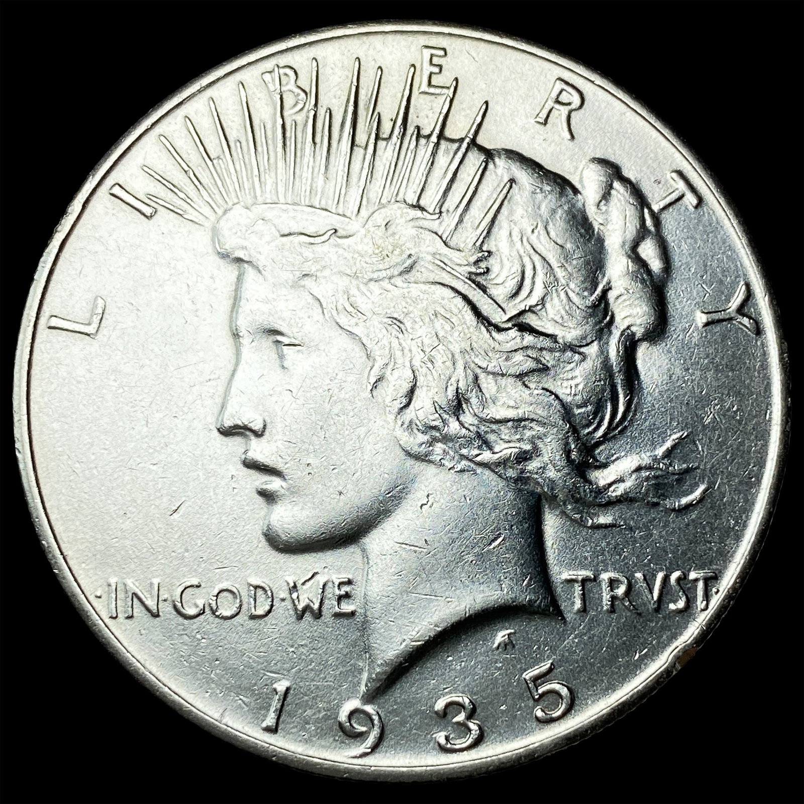 1935 Silver Peace Dollar CLOSELY UNCIRCULATED: 1935 Silver Peace Dollar CLOSELY UNCIRCULATED