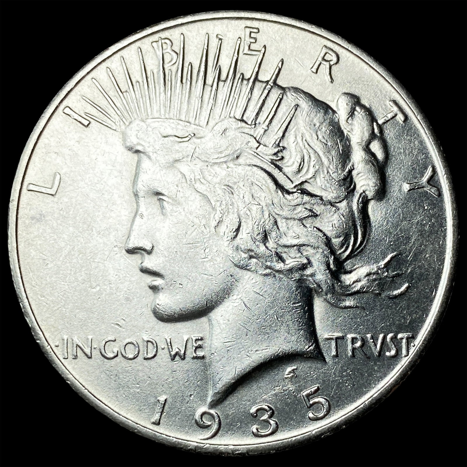 1935-S Silver Peace Dollar CLOSELY UNCIRCULATED: 1935-S Silver Peace Dollar CLOSELY UNCIRCULATED
