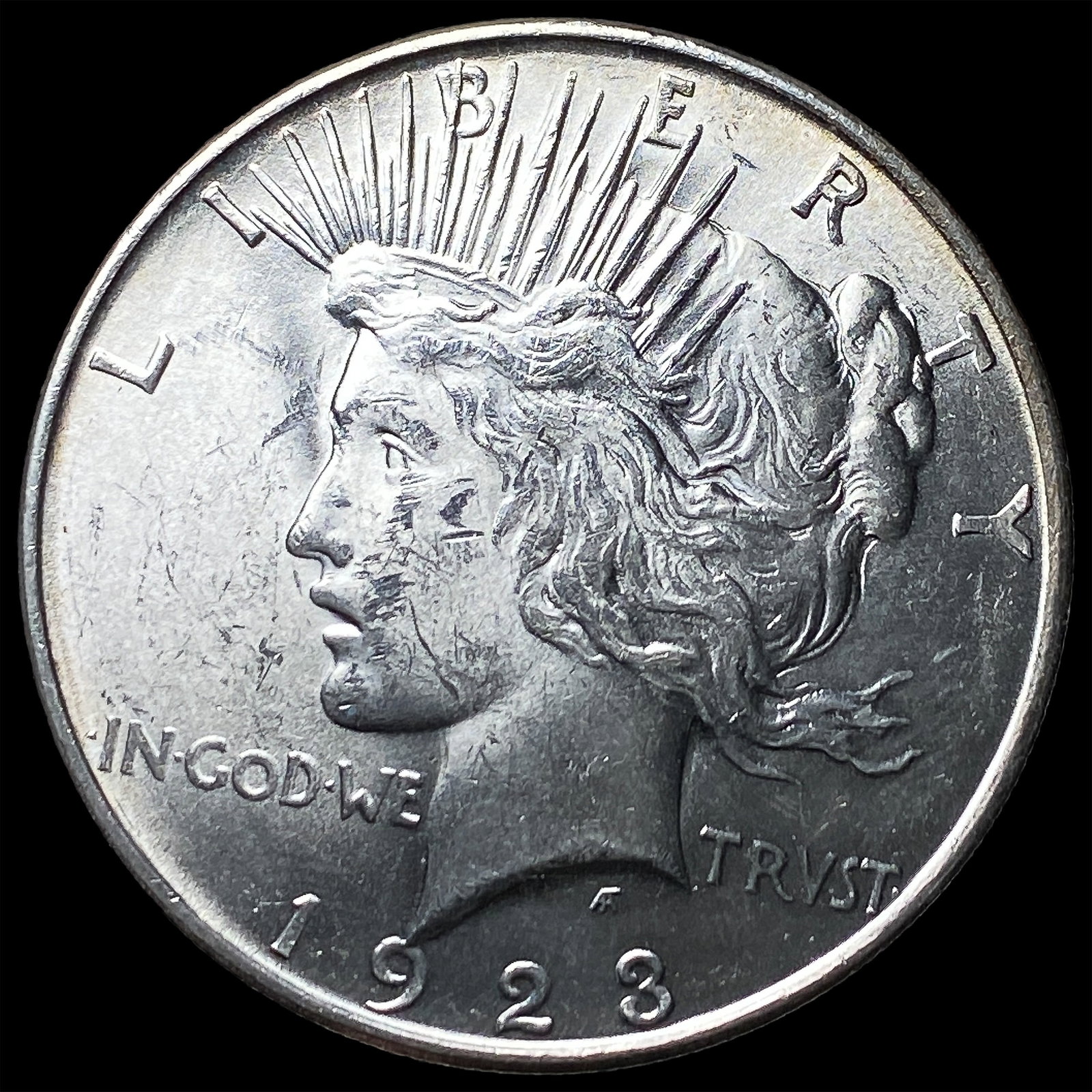 1923-D Silver Peace Dollar UNCIRCULATED (1 of 2)