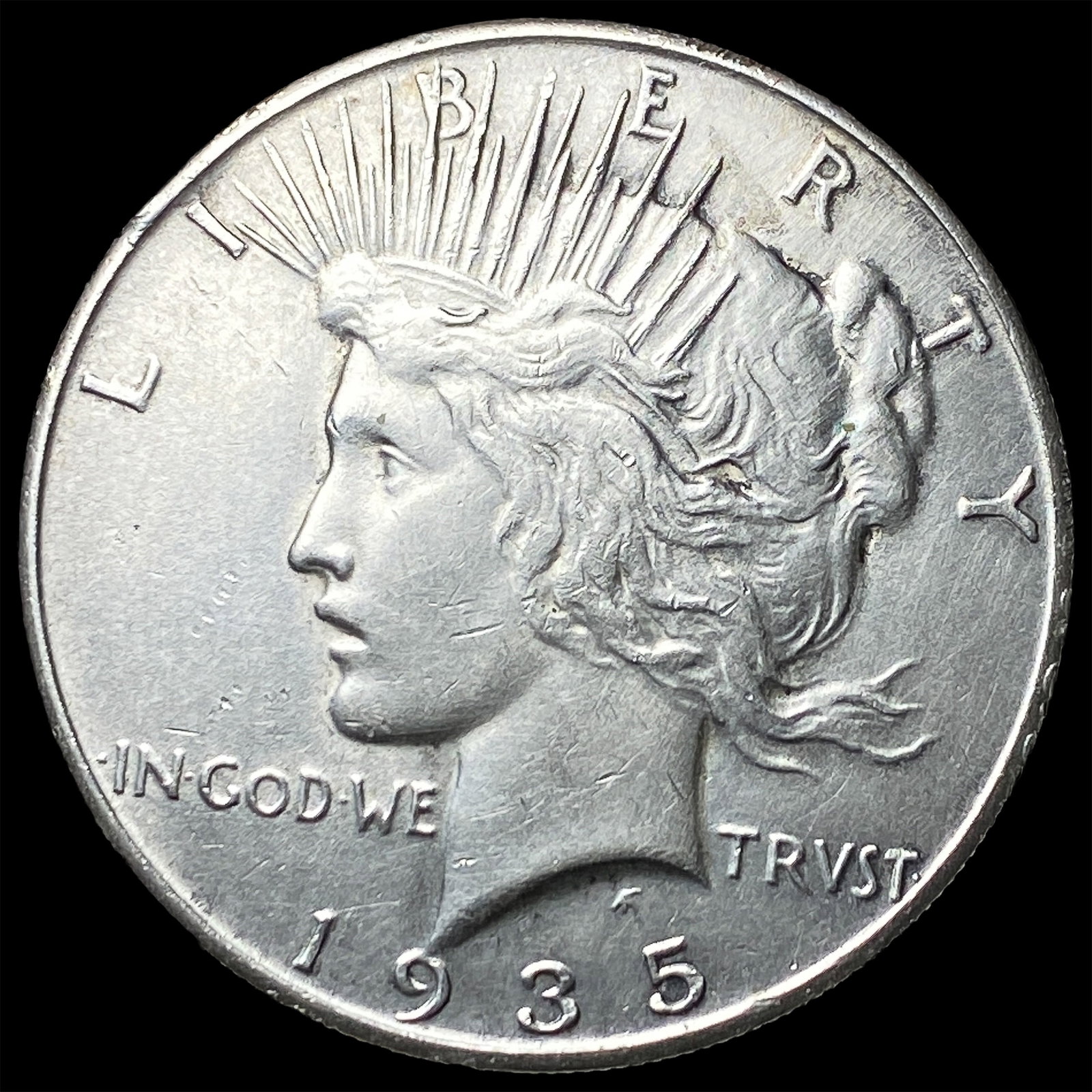 1935 Silver Peace Dollar UNCIRCULATED (1 of 2)
