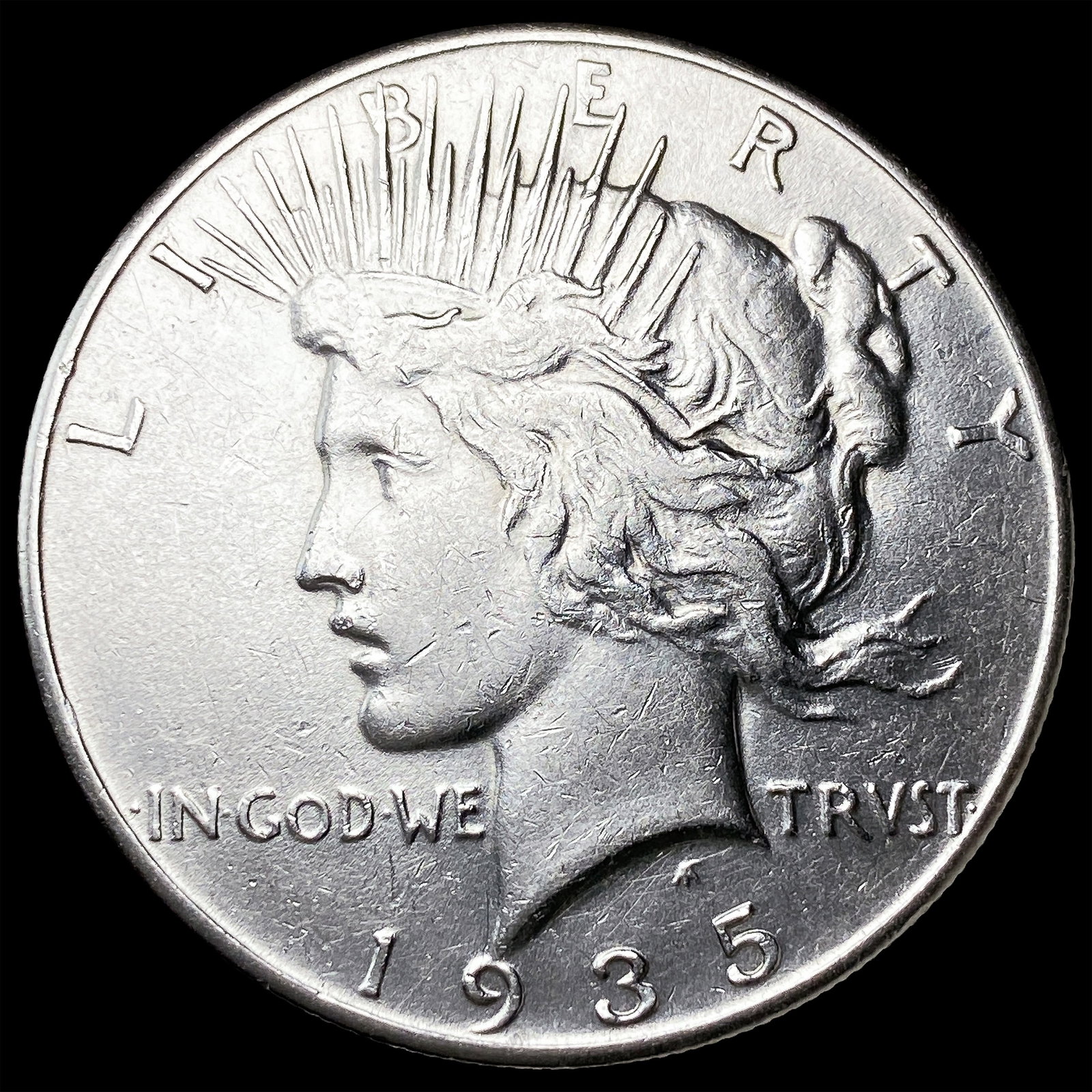 1935 Silver Peace Dollar CLOSELY UNCIRCULATED: 1935 Silver Peace Dollar CLOSELY UNCIRCULATED