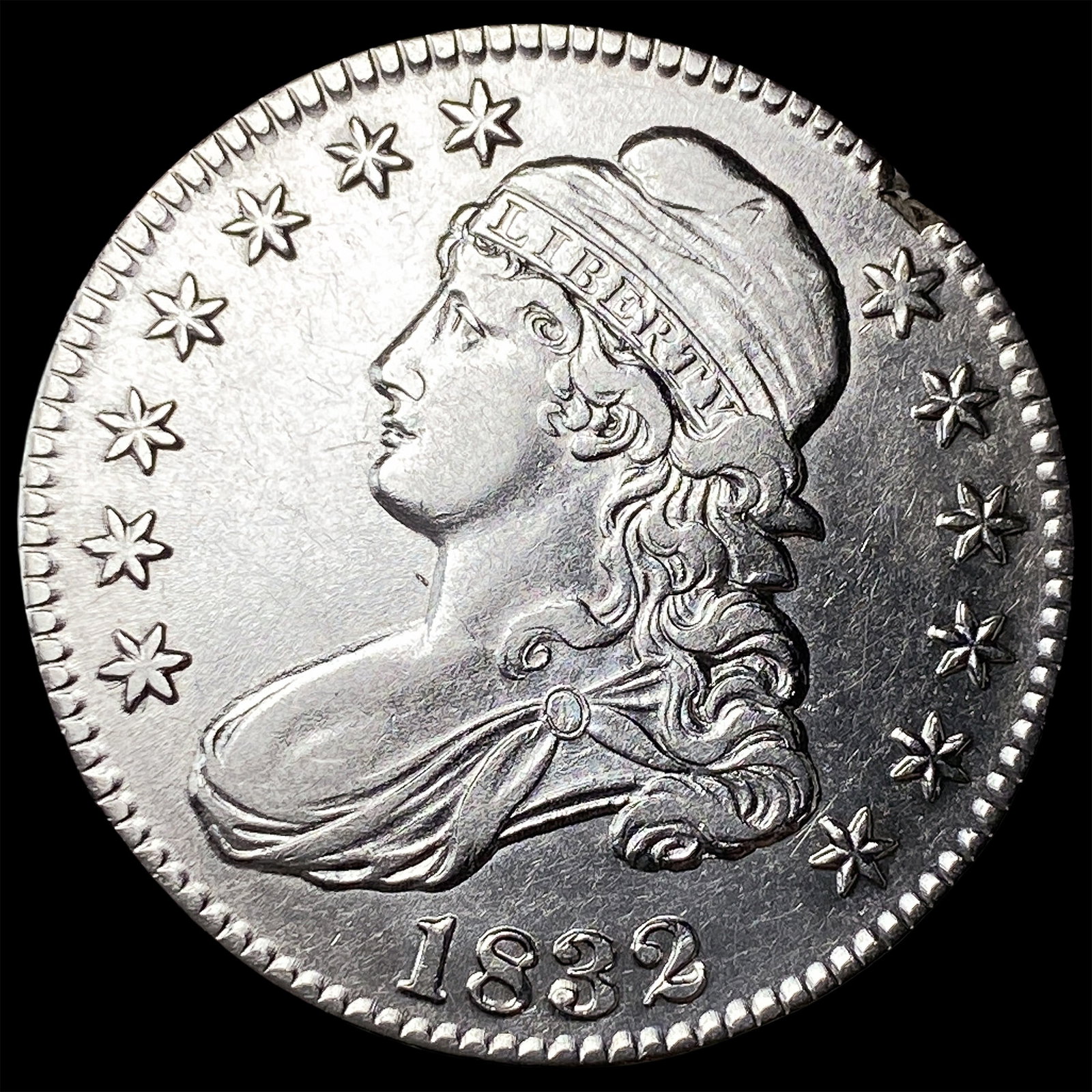1832 Capped Bust Half Dollar CLOSELY UNCIRCULATED (1 of 2)