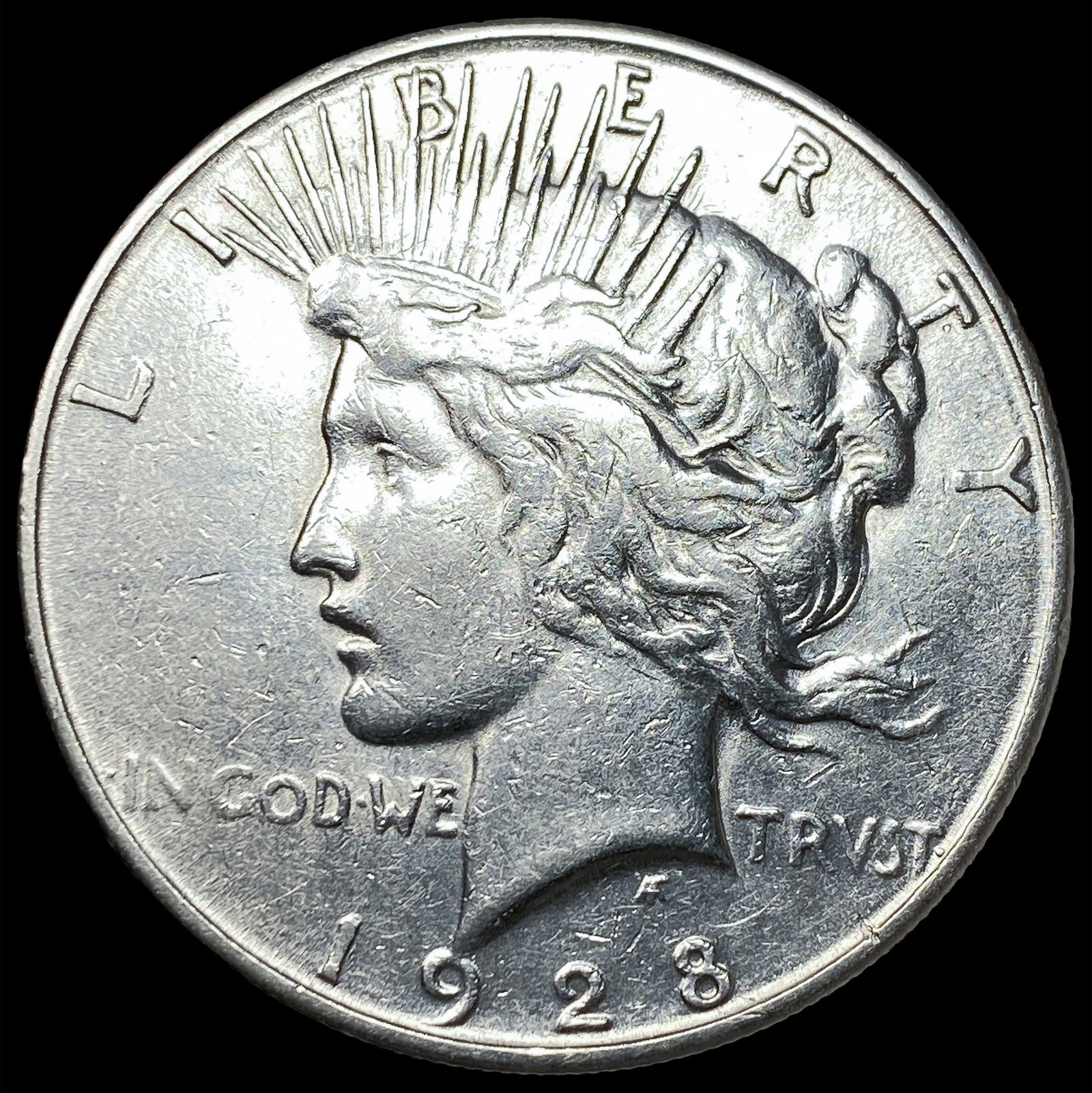 1928 Peace Silver Dollar NEARLY UNCIRCULATED: 1928 Peace Silver Dollar NEARLY UNCIRCULATED
