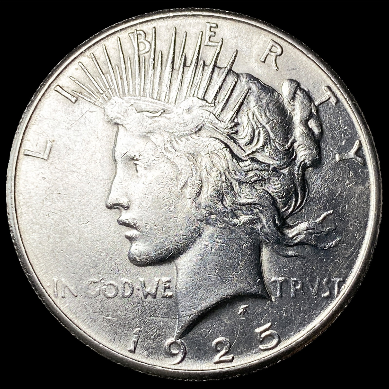 1925-S Silver Peace Dollar CLOSELY UNCIRCULATED (1 of 2)