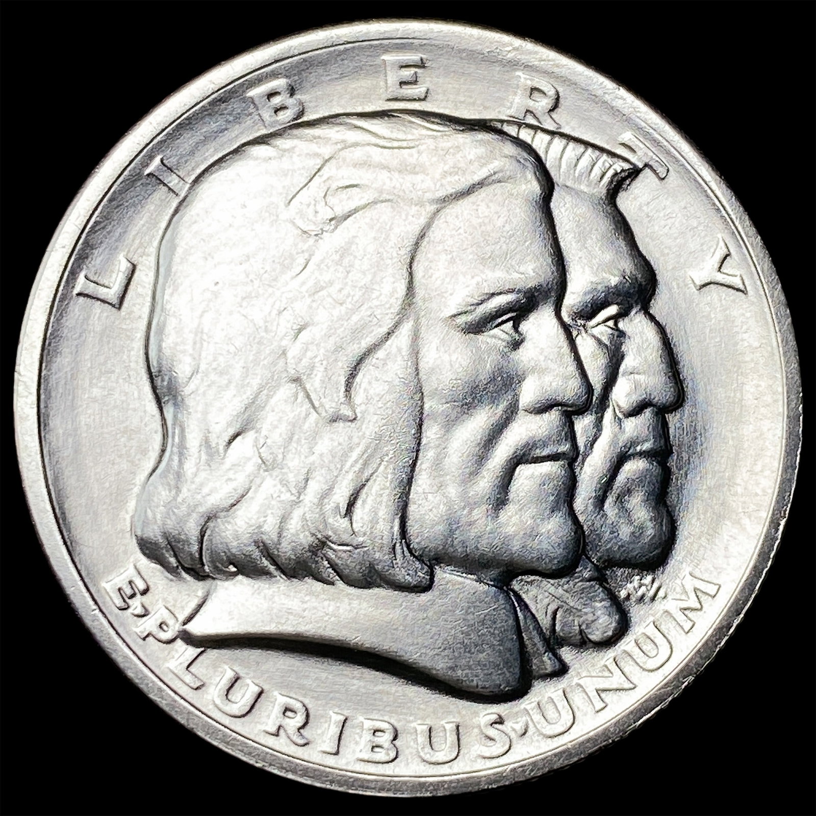 1936 Silver Half Dollar Long Island Tercentenary CLOSELY UNCIRCULATED (1 of 2)