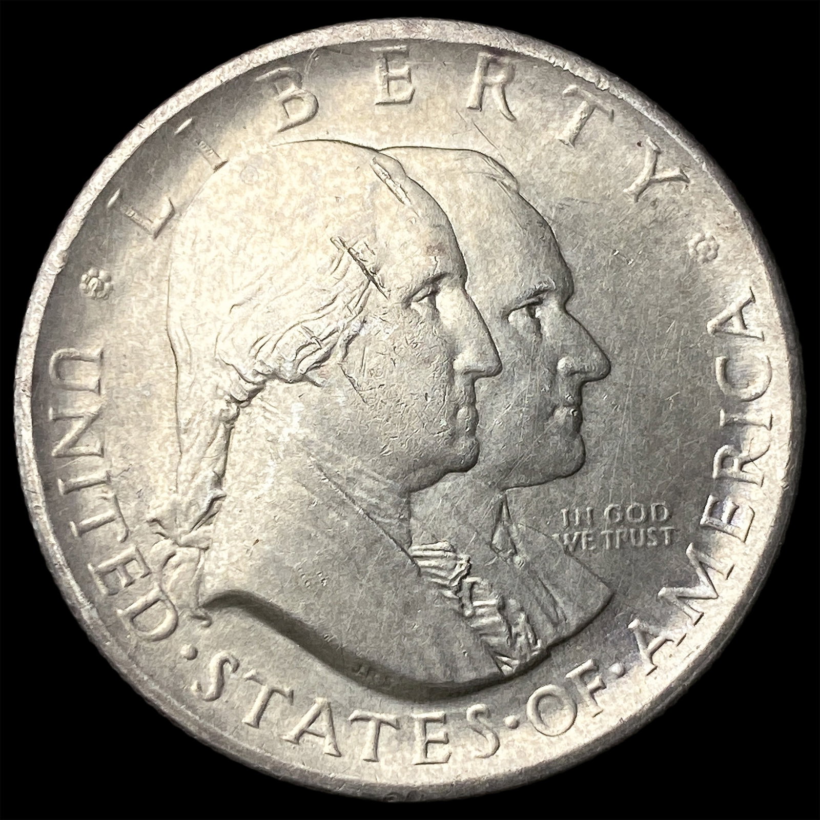 1926 Silver Sesquicentennial Half Dollar CLOSELY UNCIRCULATED (1 of 2)