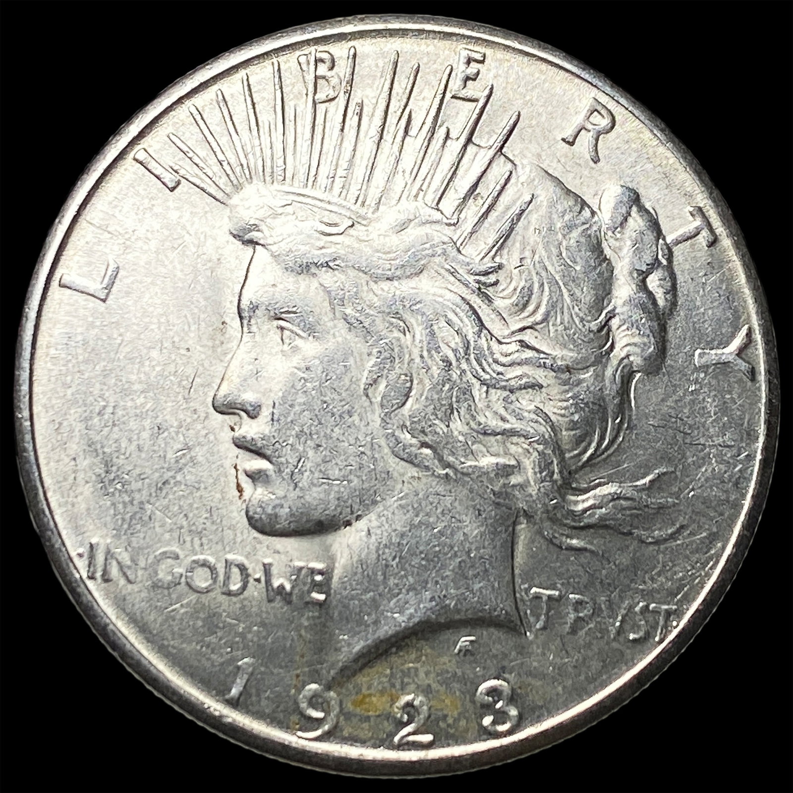 1923-S Silver Peace Dollar UNCIRCULATED (1 of 2)