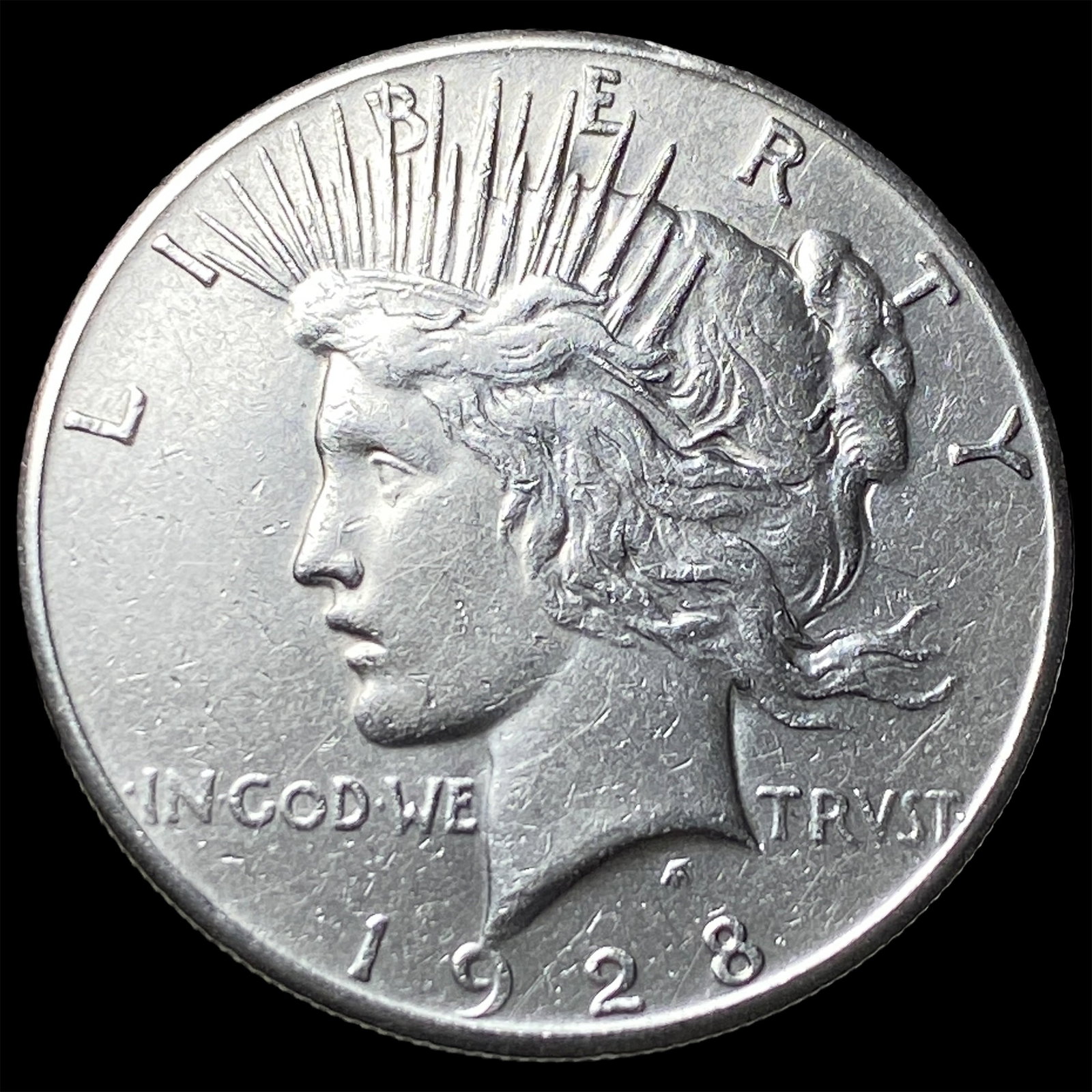 1928 Silver Peace Dollar CLOSELY UNCIRCULATED: 1928 Silver Peace Dollar CLOSELY UNCIRCULATED