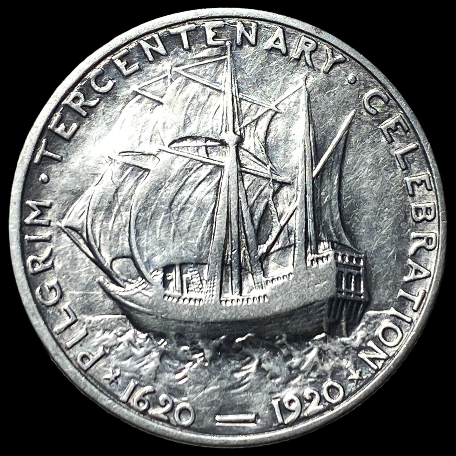 1920 Silver Pilgrim Half Dollar NEARLY UNCIRCULATED - 2