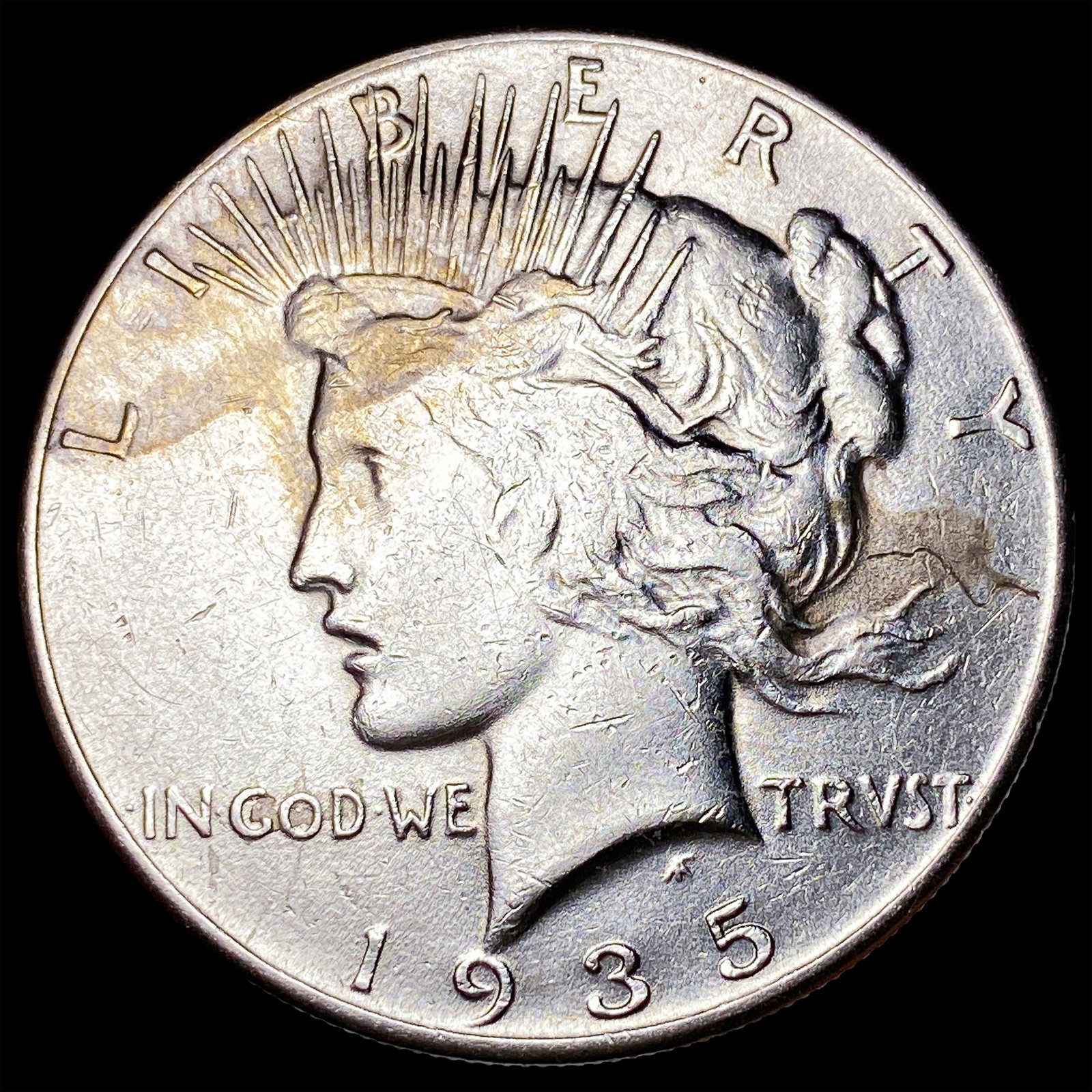 1935 Silver Peace Dollar NEARLY UNCIRCULATED (1 of 2)