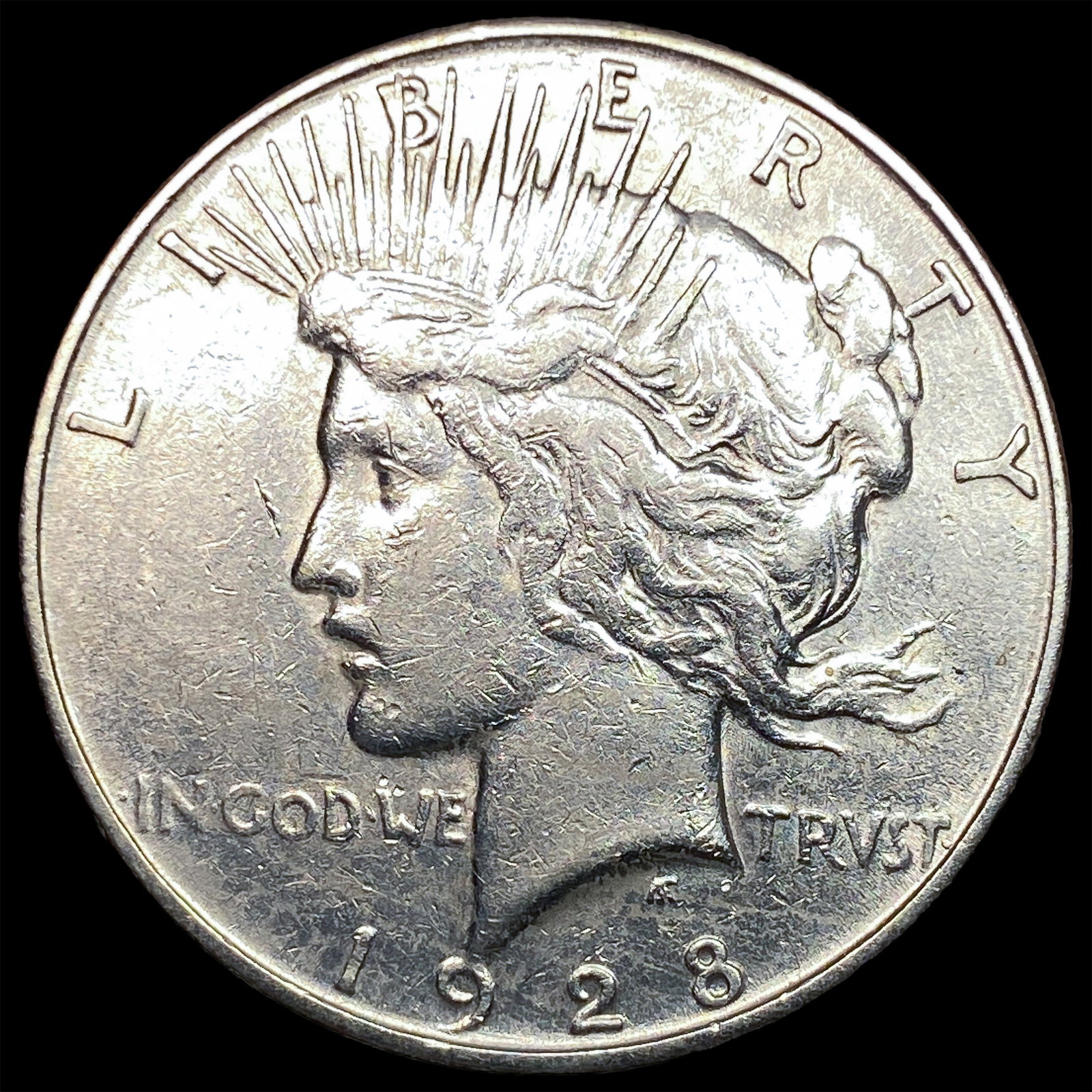 1928 Silver Peace Dollar NEARLY UNCIRCULATED (1 of 2)