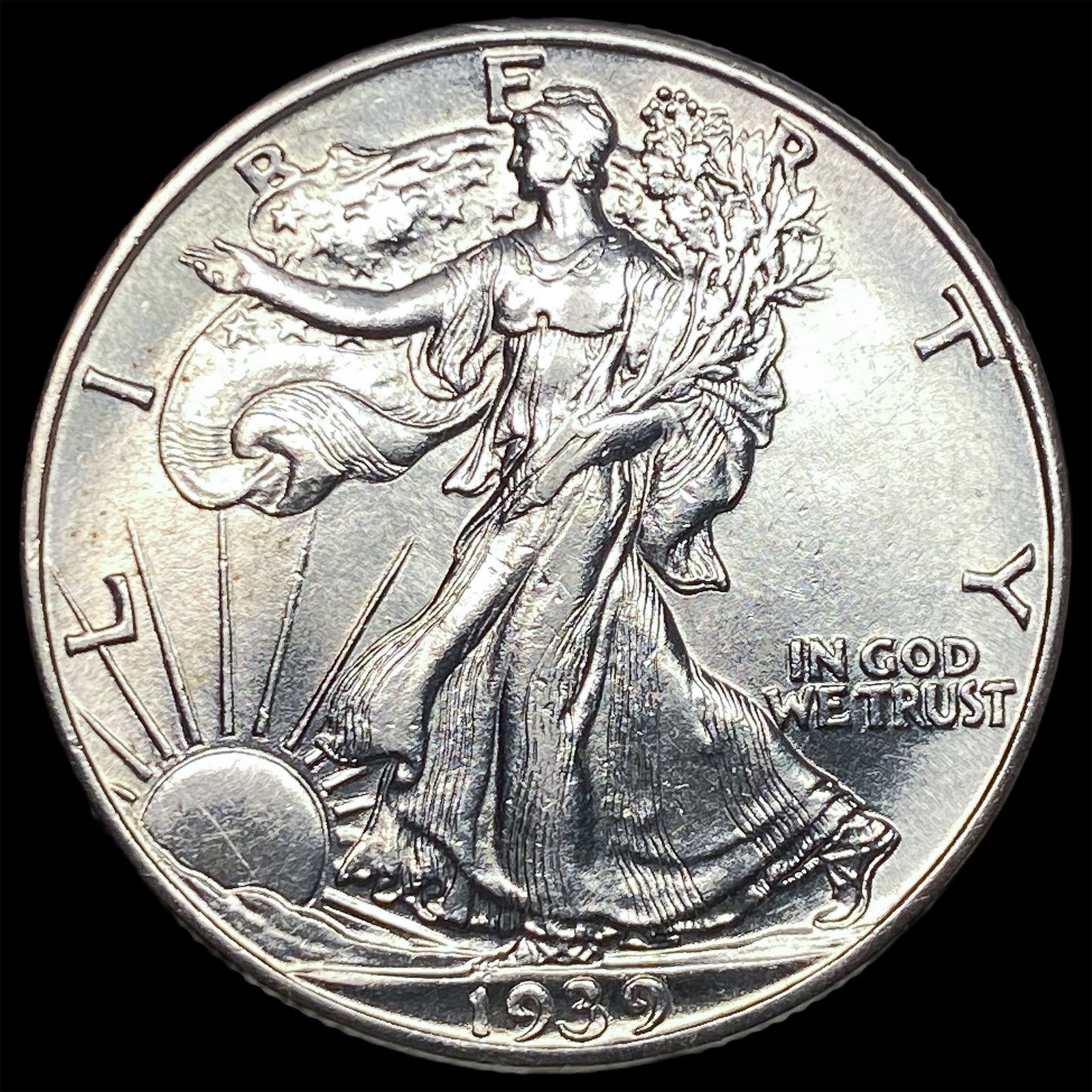 1939 Silver Walking Liberty Half Dollar UNCIRCULATED (1 of 2)