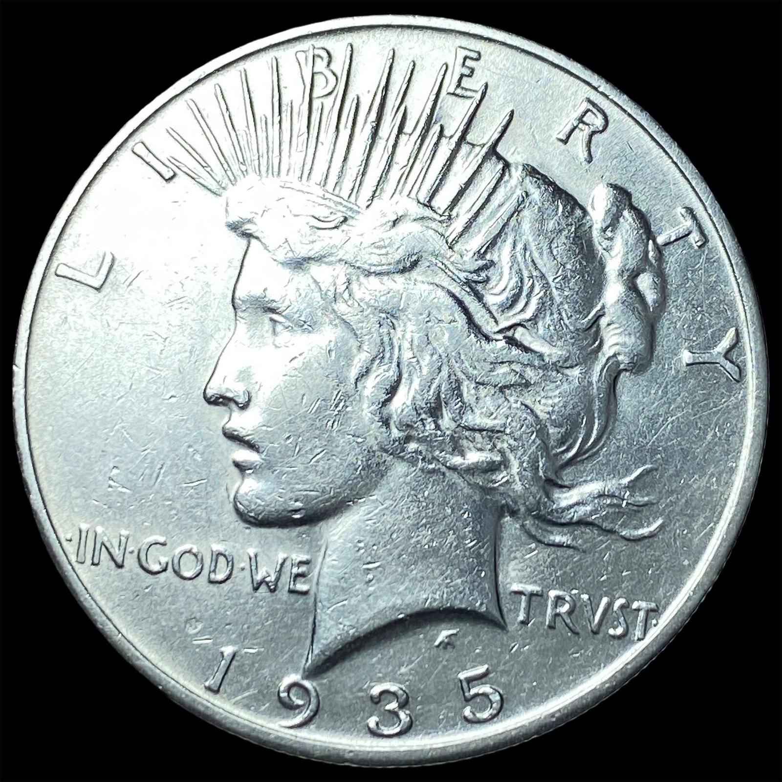 1935 Silver Peace Dollar NEARLY UNCIRCULATED: 1935 Silver Peace Dollar NEARLY UNCIRCULATED