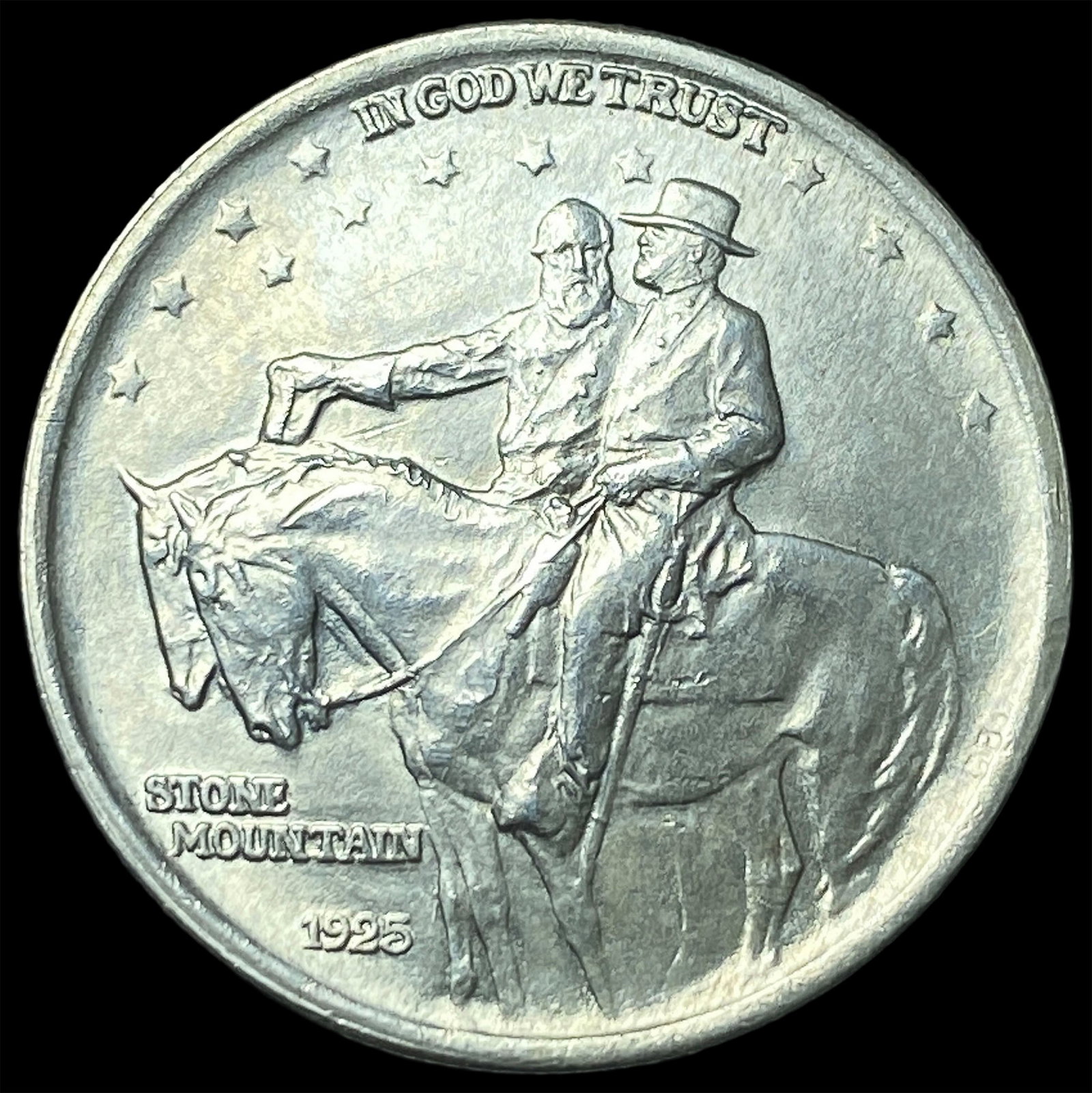 1925 Silver Stone Mountain Half Dollar CLOSELY UNCIRCULATED: 1925 Silver Stone Mountain Half Dollar CLOSELY UNCIRCULATED