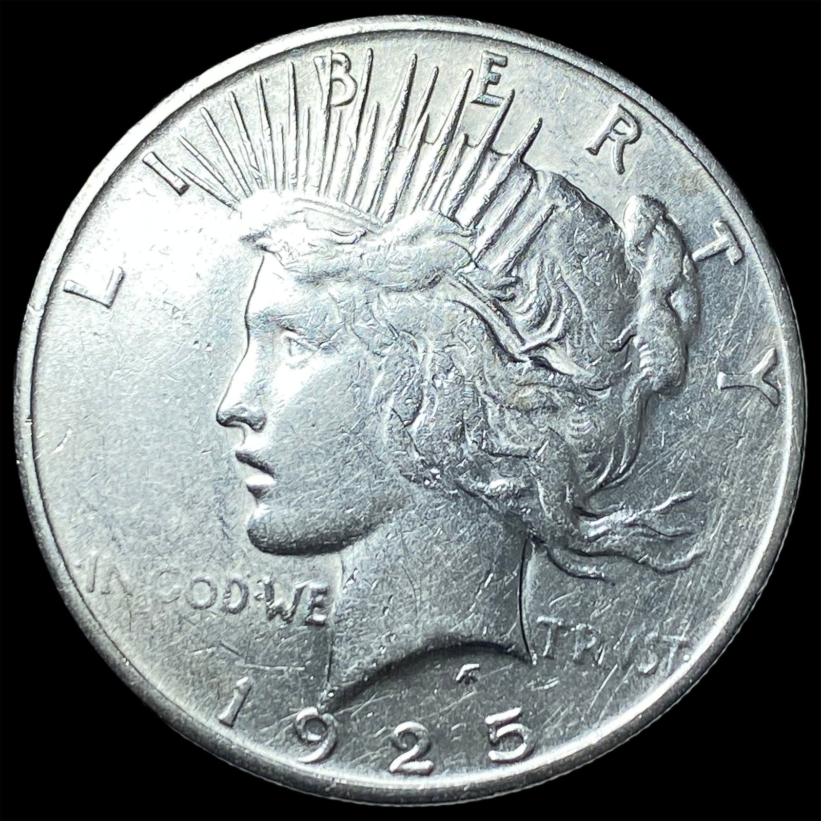 1925 Silver Peace Dollar CLOSELY UNCIRCULATED: 1925 Silver Peace Dollar CLOSELY UNCIRCULATED