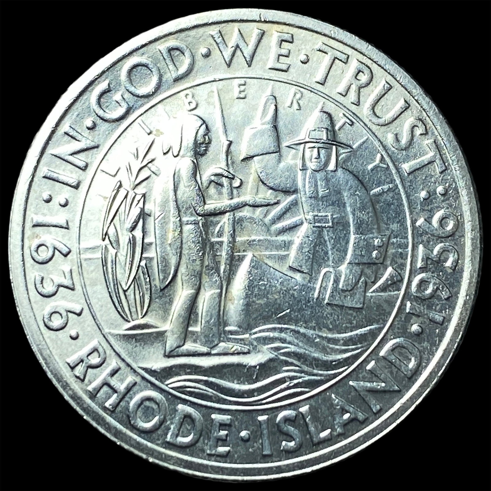 1936 Silver Rhode Island Half Dollar UNCIRCULATED (1 of 2)