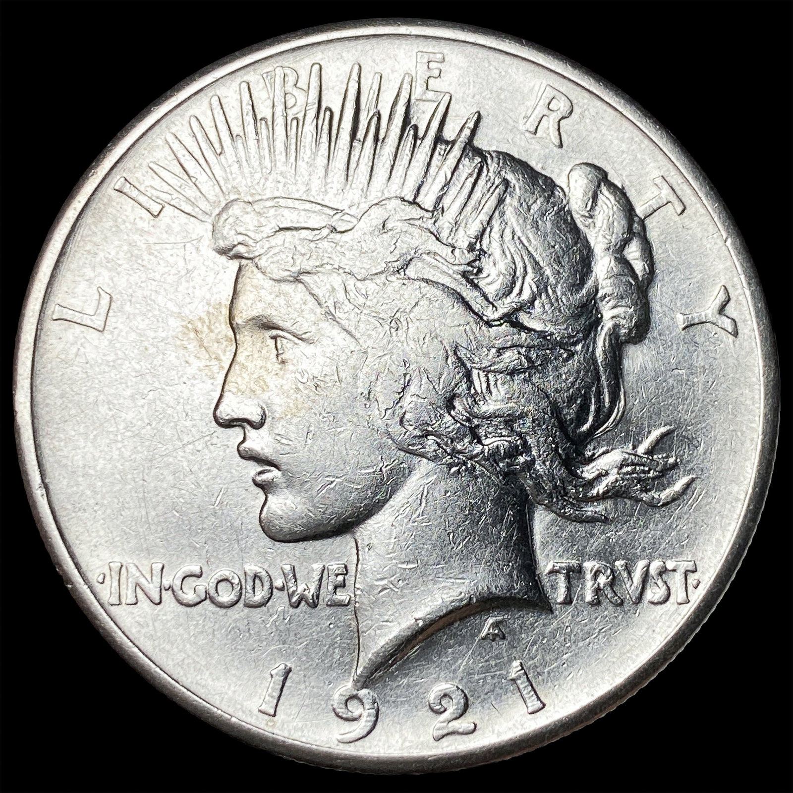 1921 Silver Peace Dollar CLOSELY UNCIRCULATED (1 of 2)