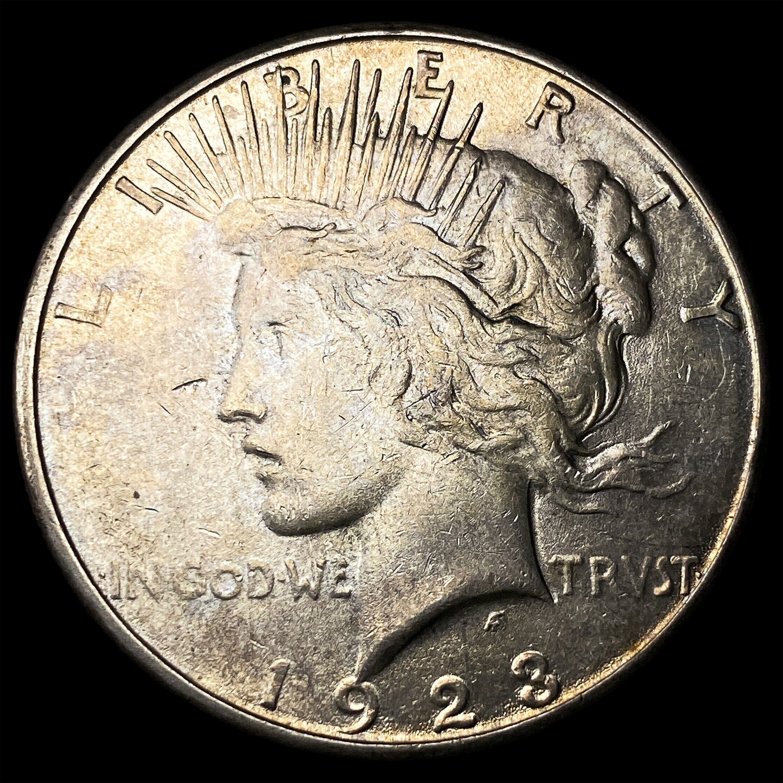 1923-S Silver Peace Dollar CLOSELY UNCIRCULATED (1 of 2)