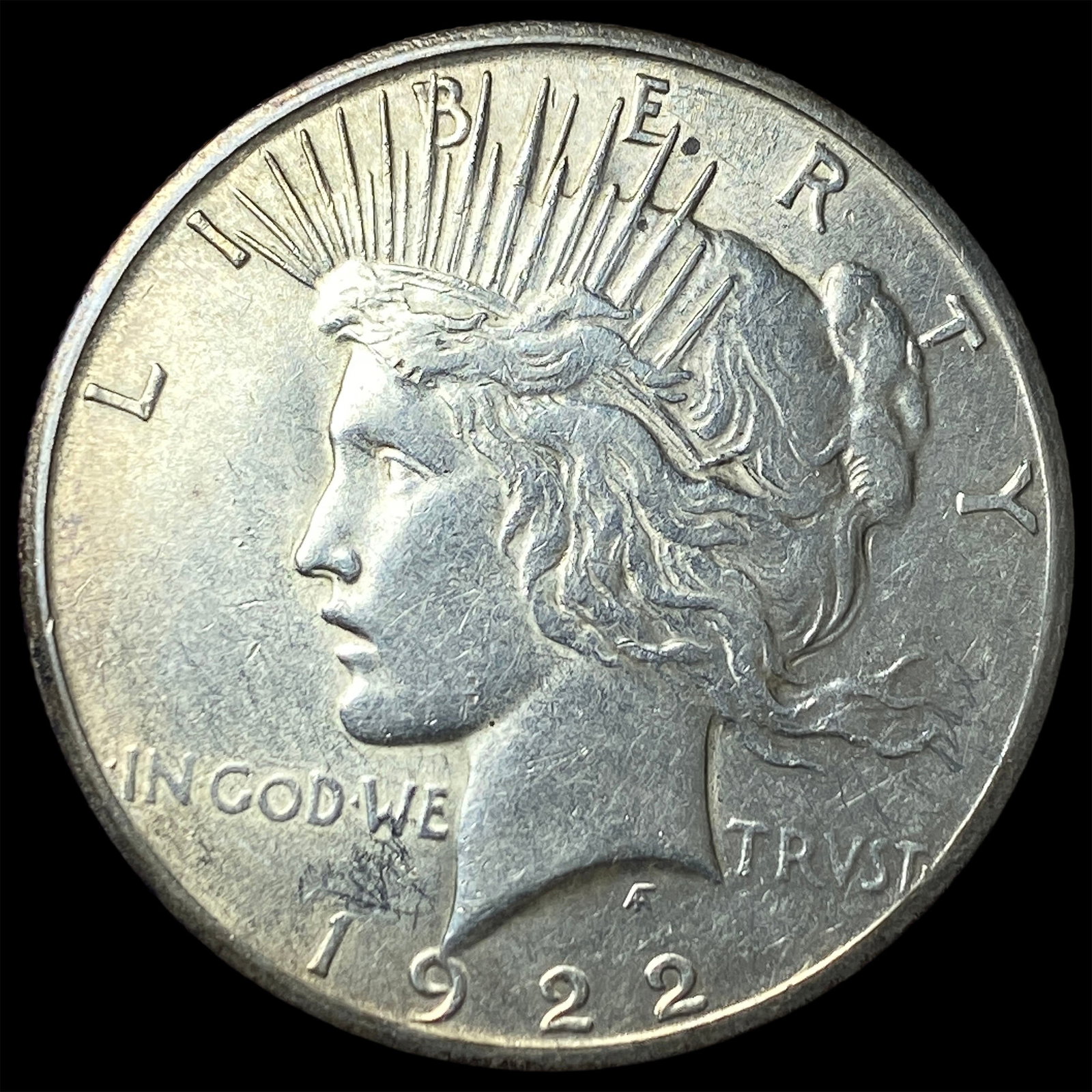 1922 Silver Peace Dollar CLOSELY UNCIRCULATED: 1922 Silver Peace Dollar CLOSELY UNCIRCULATED