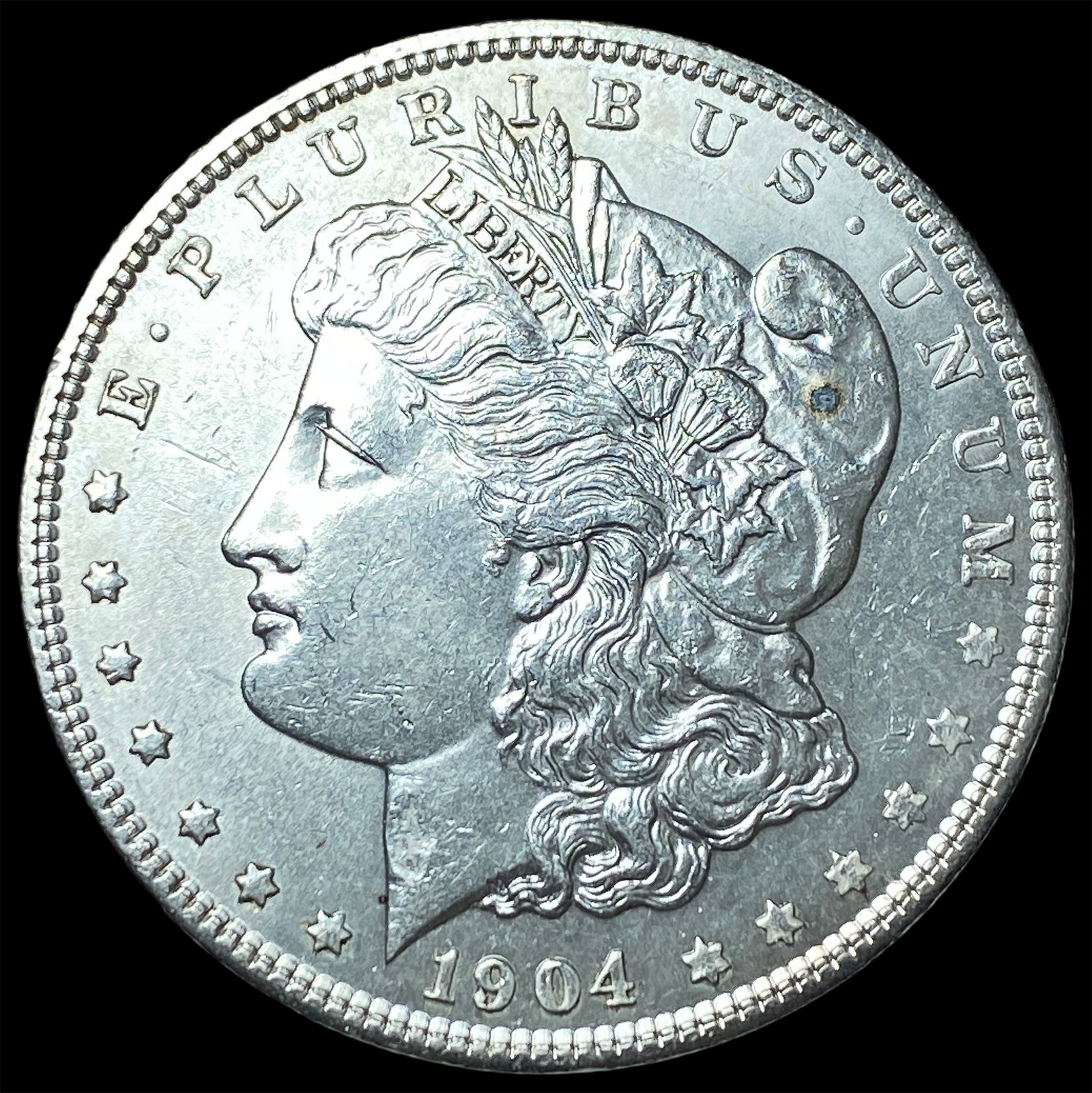 1904 Morgan Silver Dollar UNCIRCULATED: 1904 Morgan Silver Dollar UNCIRCULATED