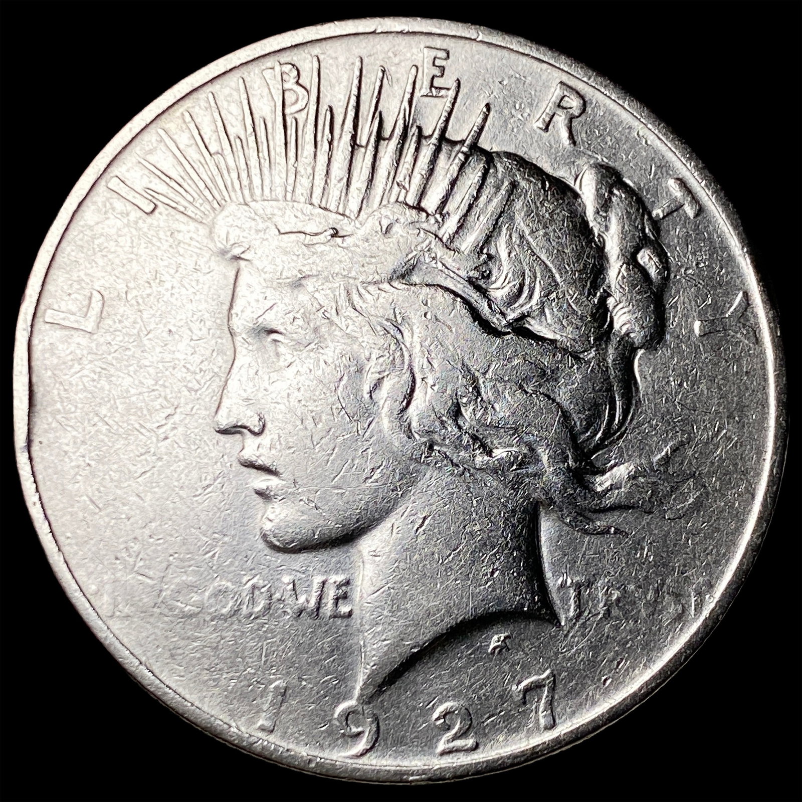 1927 Peace Silver Dollar NEARLY UNCIRCULATED: 1927 Peace Silver Dollar NEARLY UNCIRCULATED