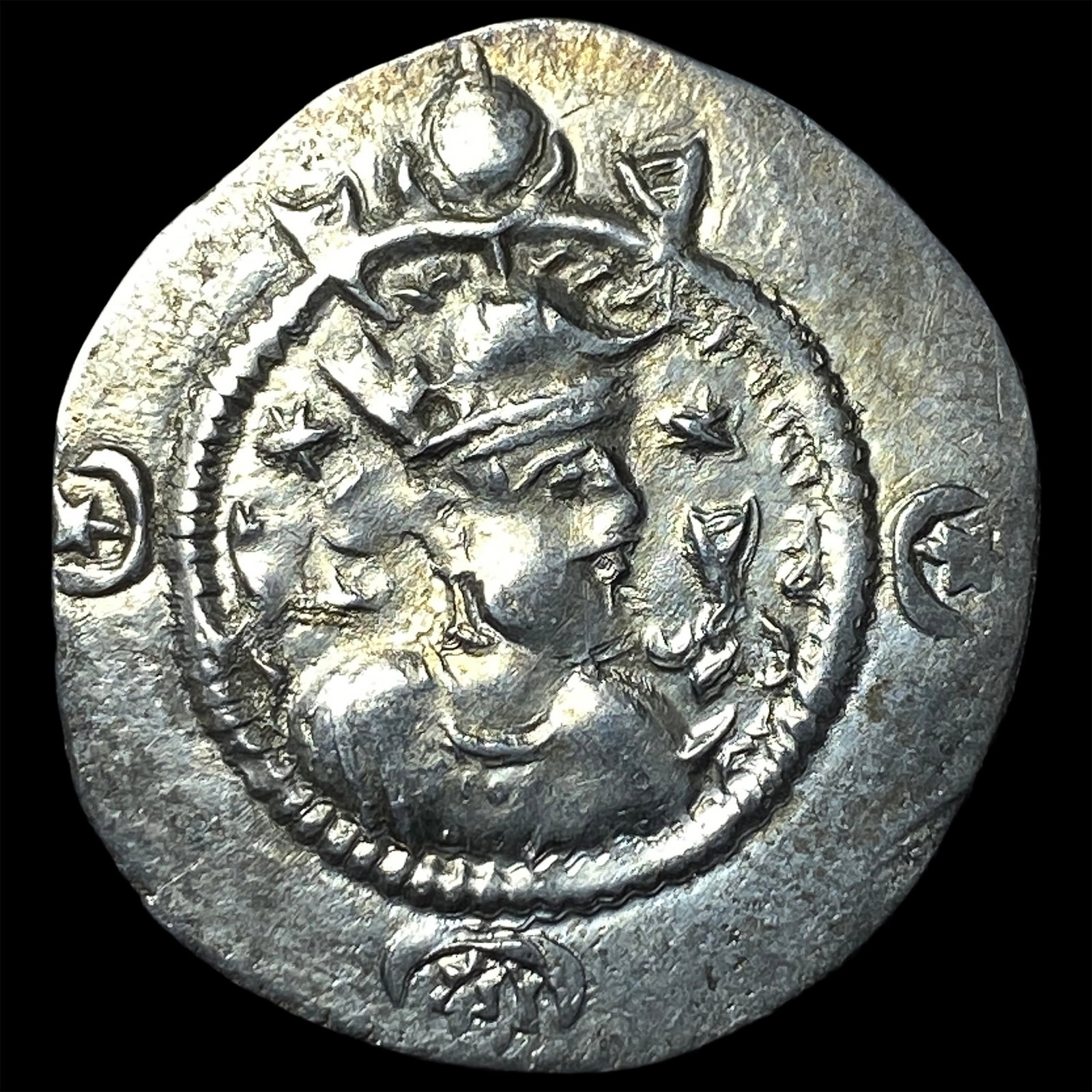 Sasanian Kavad I 499-531 Silver Drachm (1 of 2)