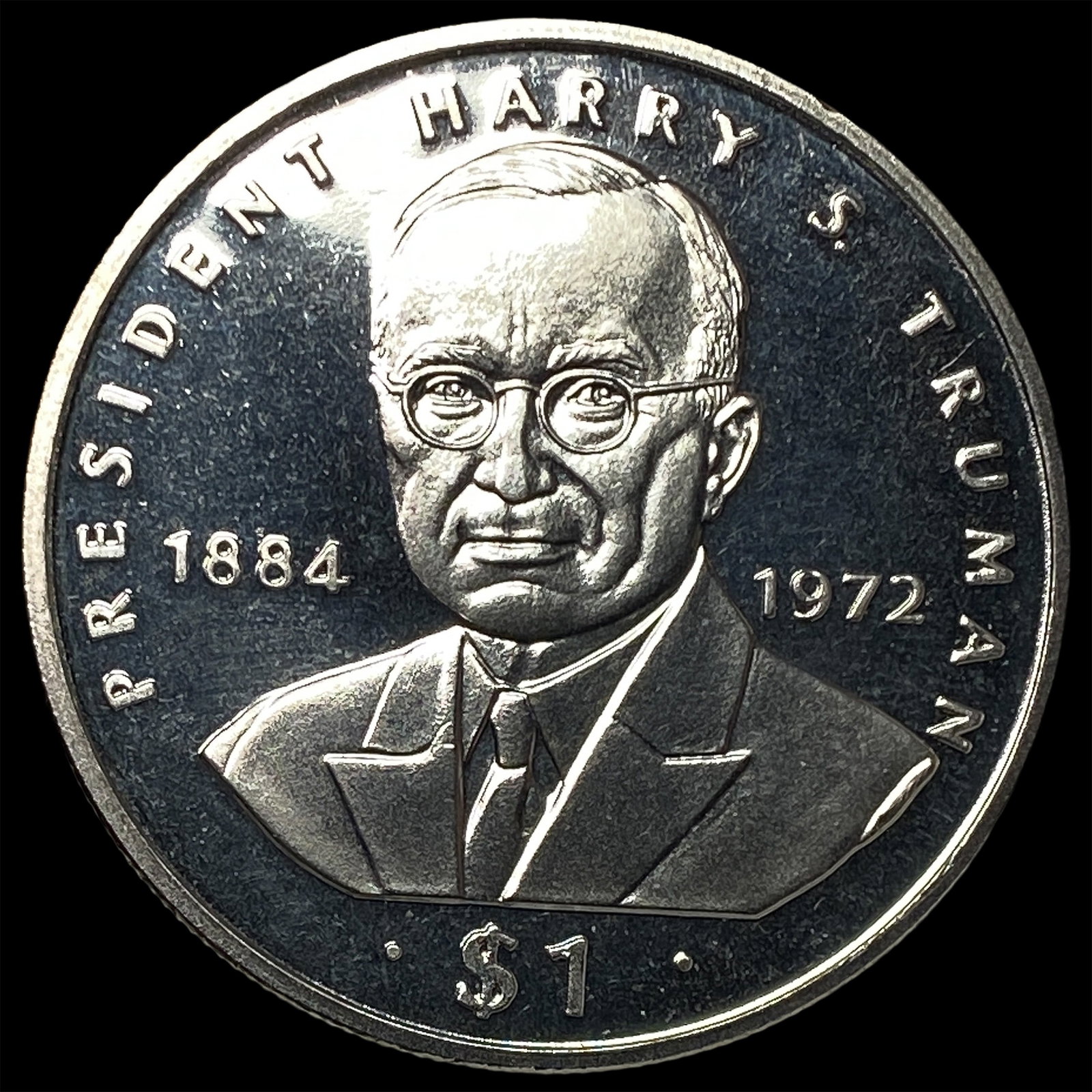 1995 Liberia Dollar KM-143: 1995 Liberia Dollar KM-143