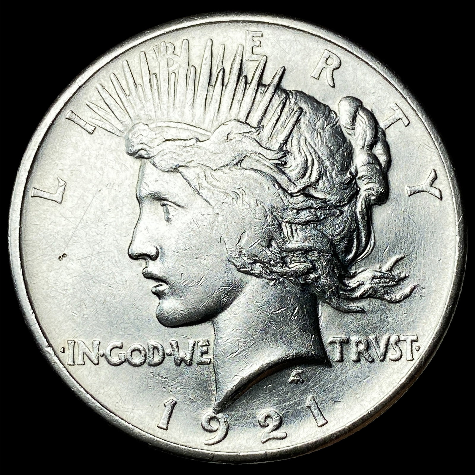 1921 Silver Peace Dollar CLOSELY UNCIRCULATED (1 of 2)