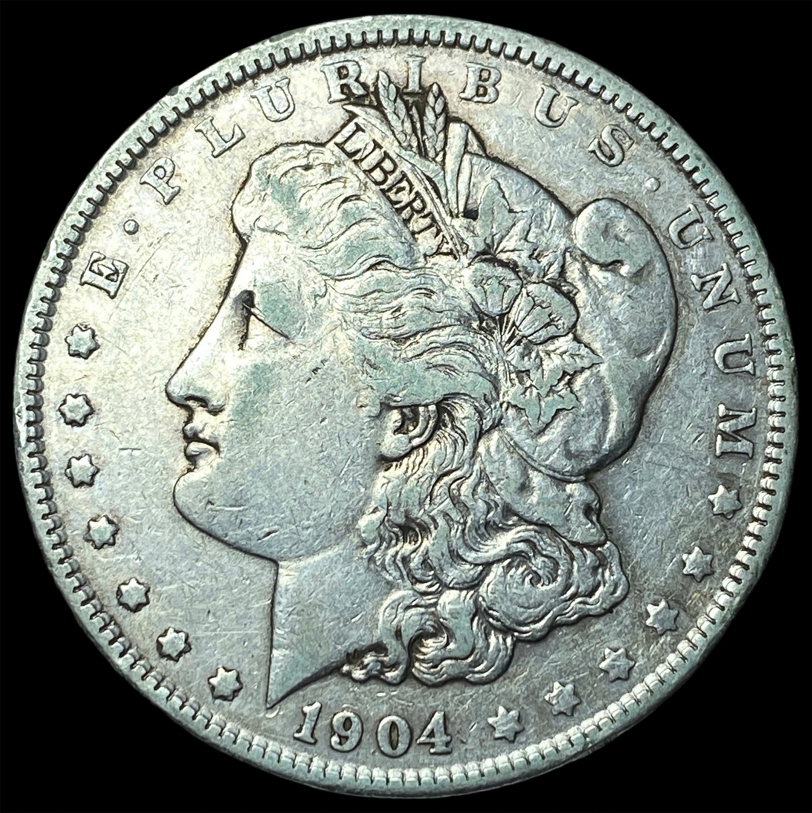 1904 Morgan Silver Dollar NEARLY UNCIRCULATED: 1904 Morgan Silver Dollar NEARLY UNCIRCULATED