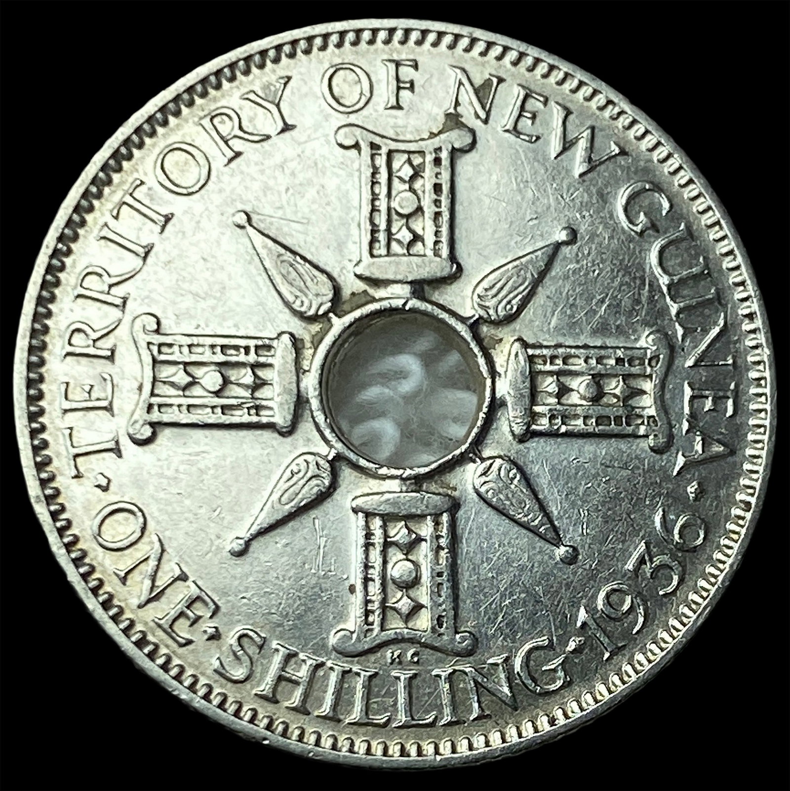 1936 New Guinea Silver 1 Shilling KM 5 (1 of 2)