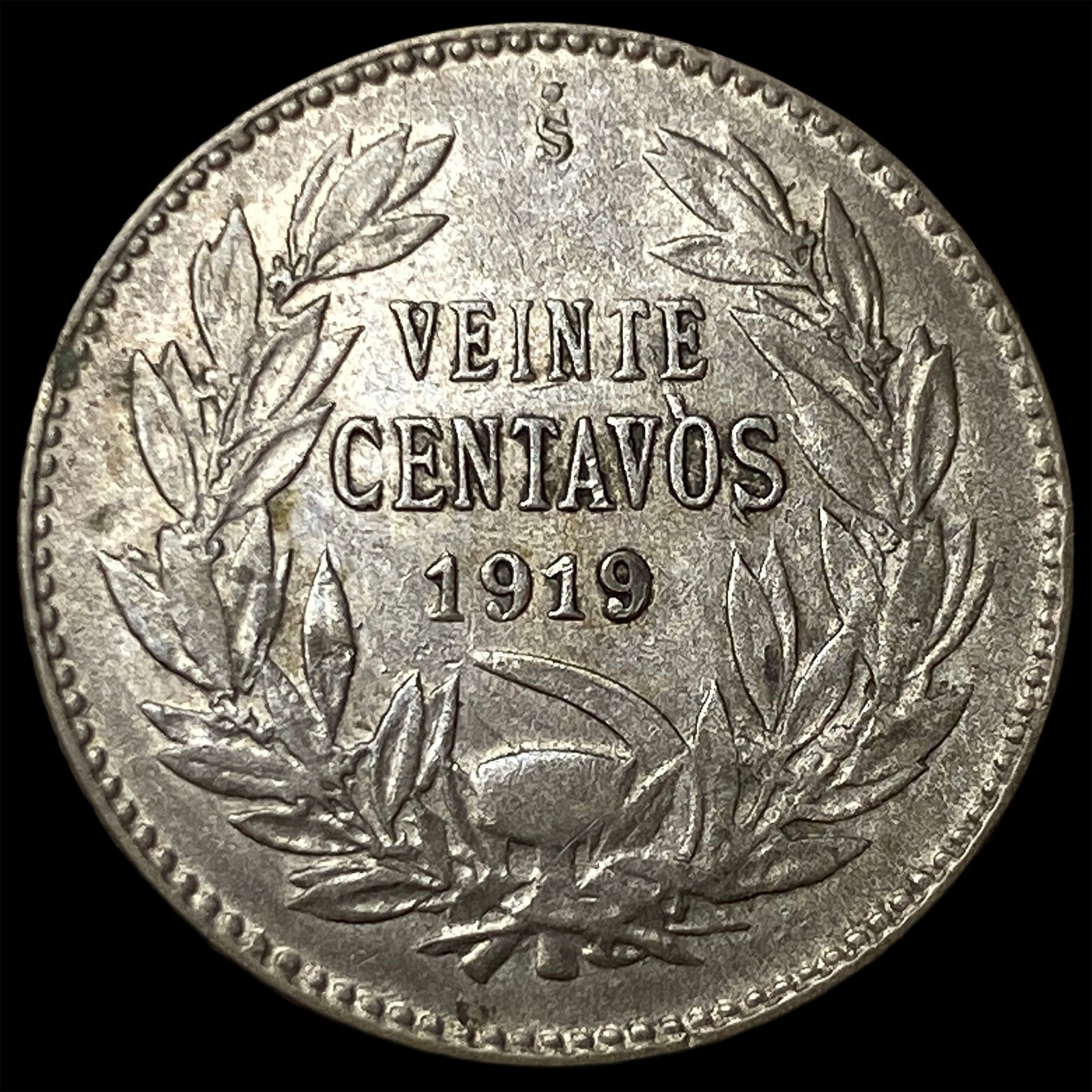 1919 Chile Silver 20 Centavos KM 151.3 (1 of 2)