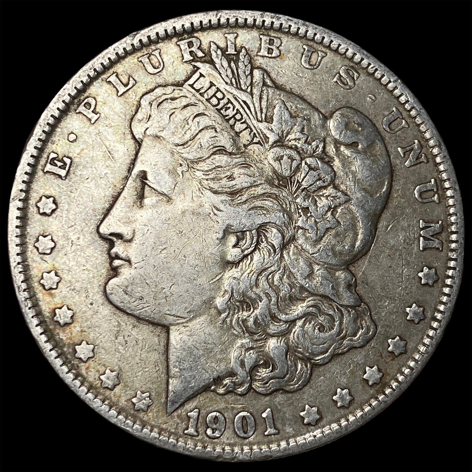 1901 Silver Morgan Dollar NEARLY UNCIRCULATED (1 of 2)