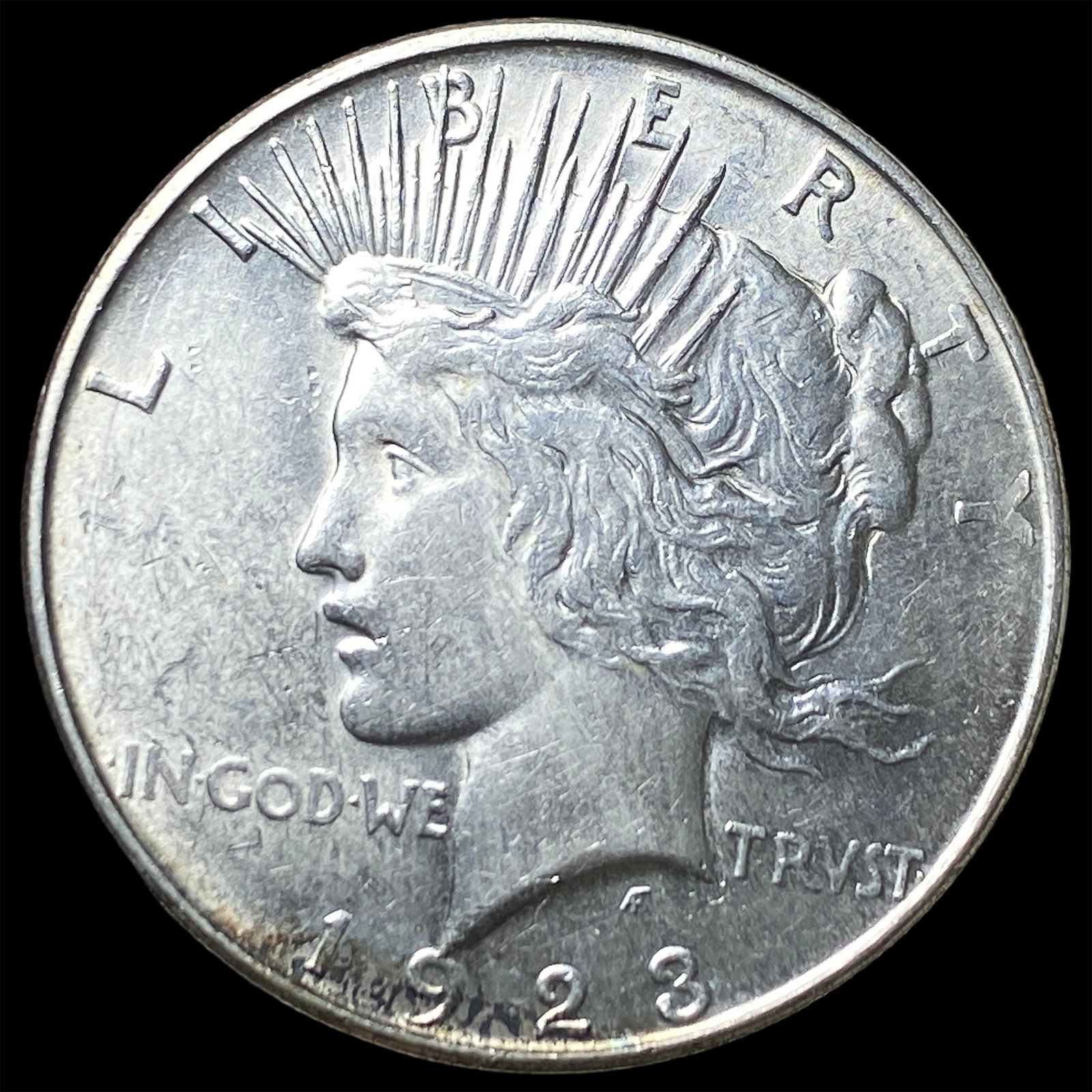 1923-D Silver Peace Dollar UNCIRCULATED (1 of 2)