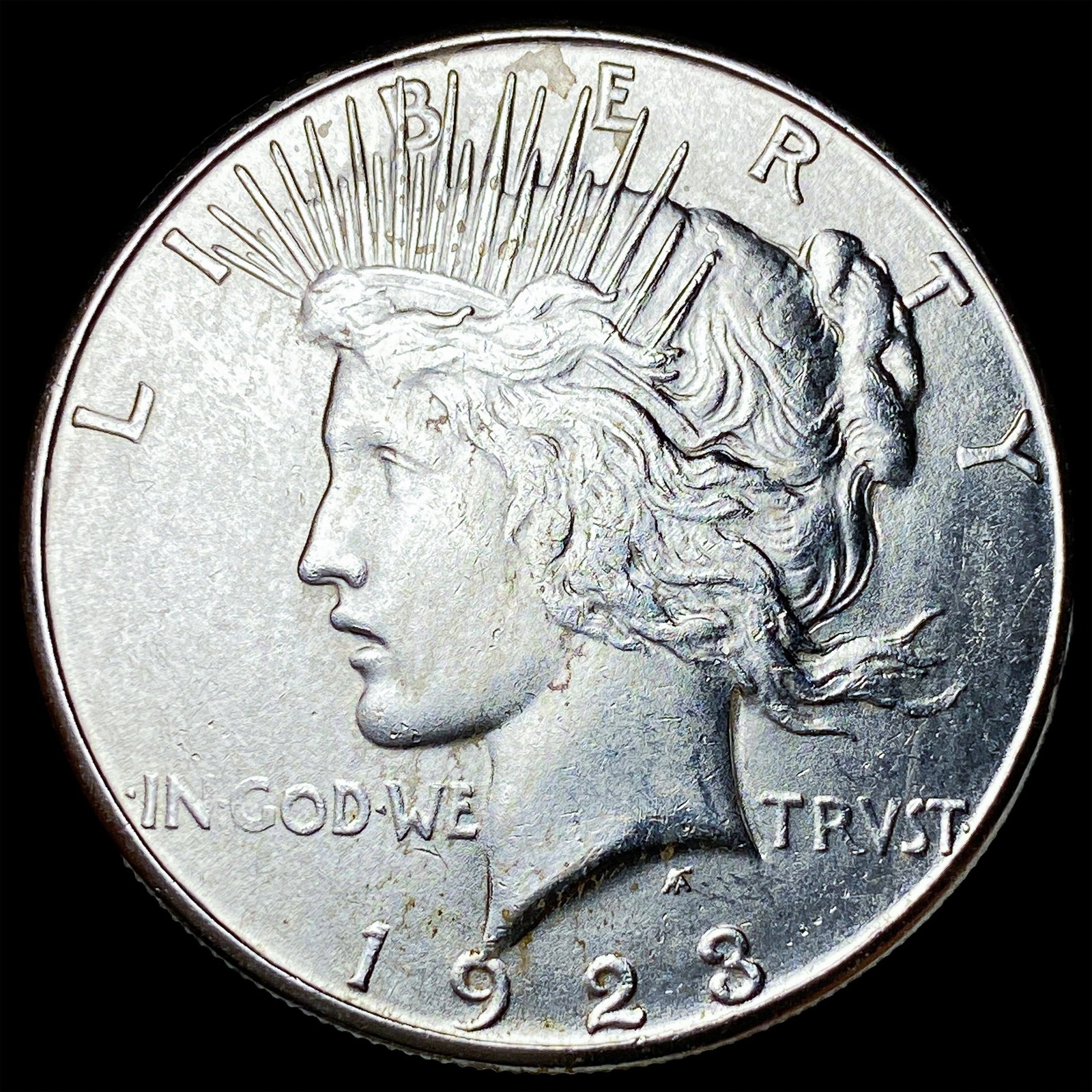 1923-S Silver Peace Dollar UNCIRCULATED (1 of 2)