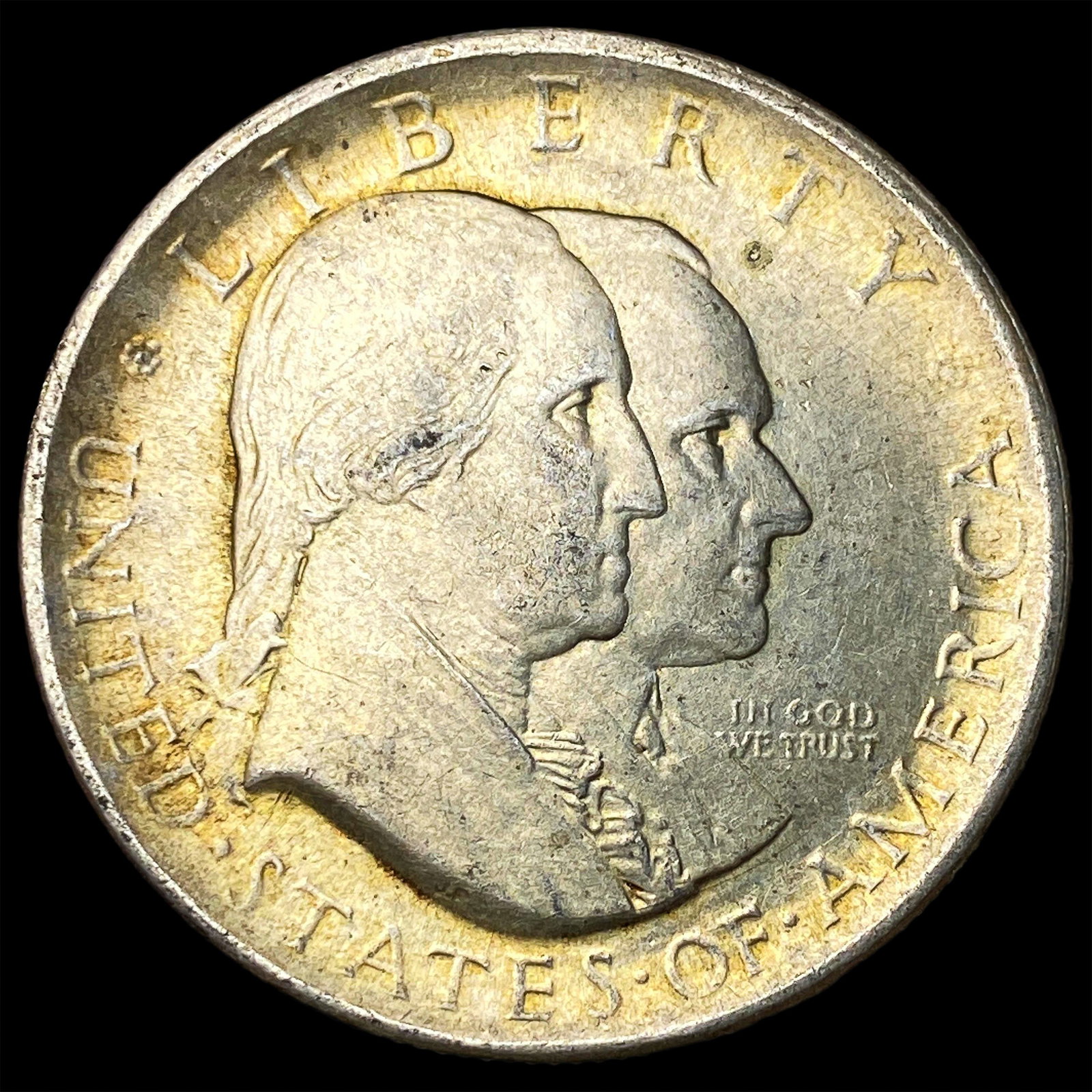 1926 Silver Sesquicentennial Half Dollar CLOSELY UNCIRCULATED (1 of 2)