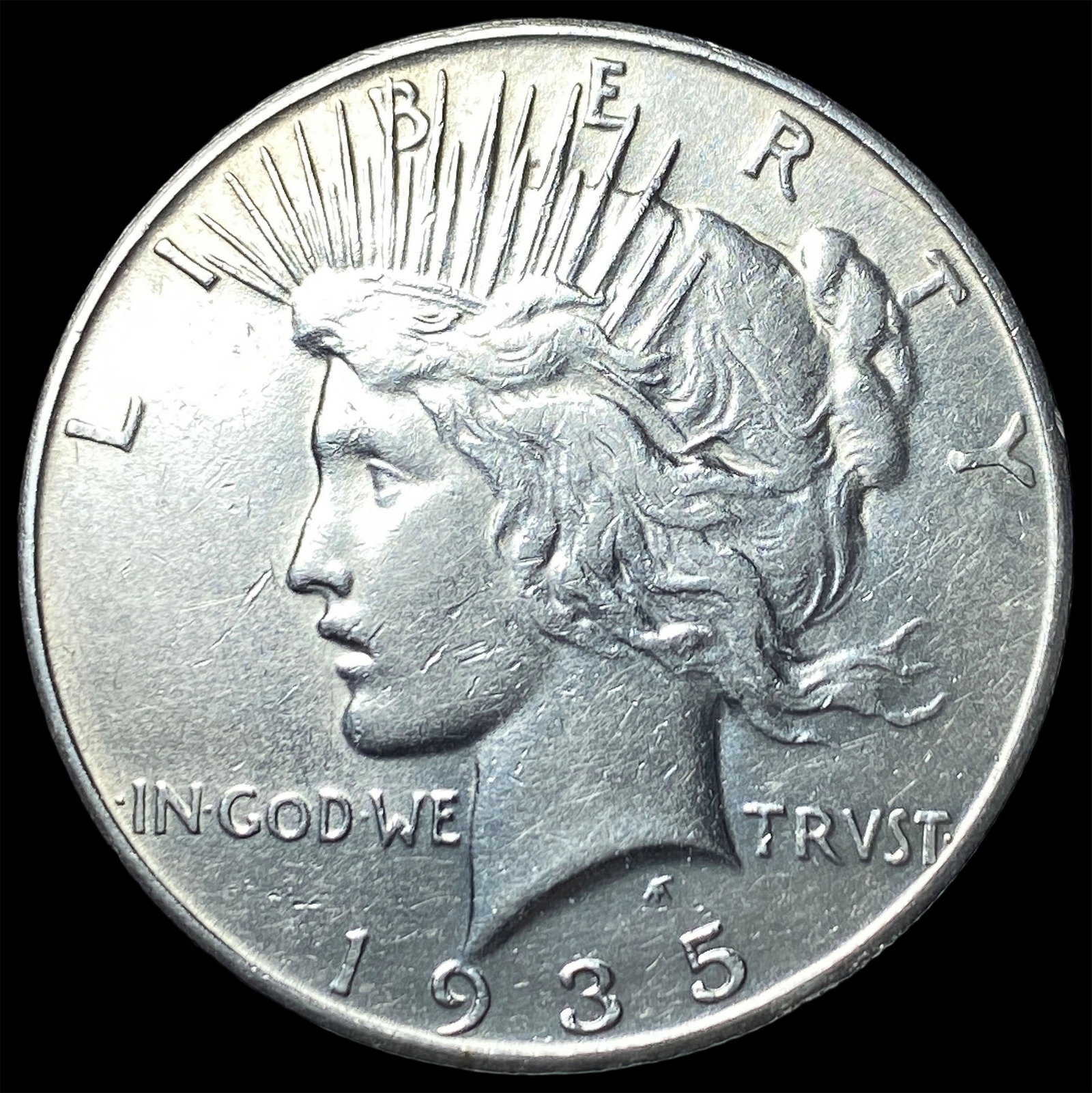 1935 Silver Peace Dollar NEARLY UNCIRCULATED: 1935 Silver Peace Dollar NEARLY UNCIRCULATED