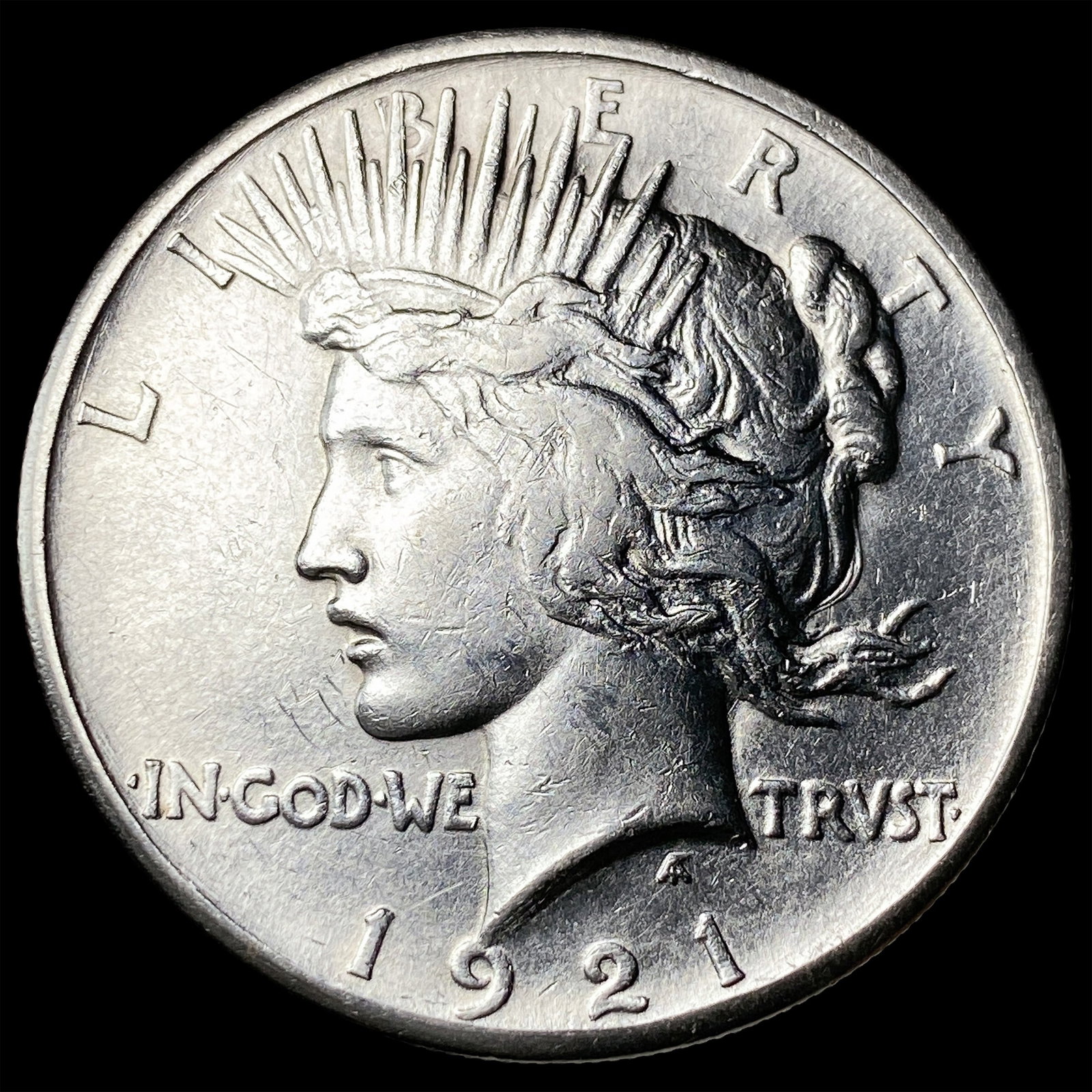 1921 Silver Peace Dollar CLOSELY UNCIRCULATED (1 of 2)